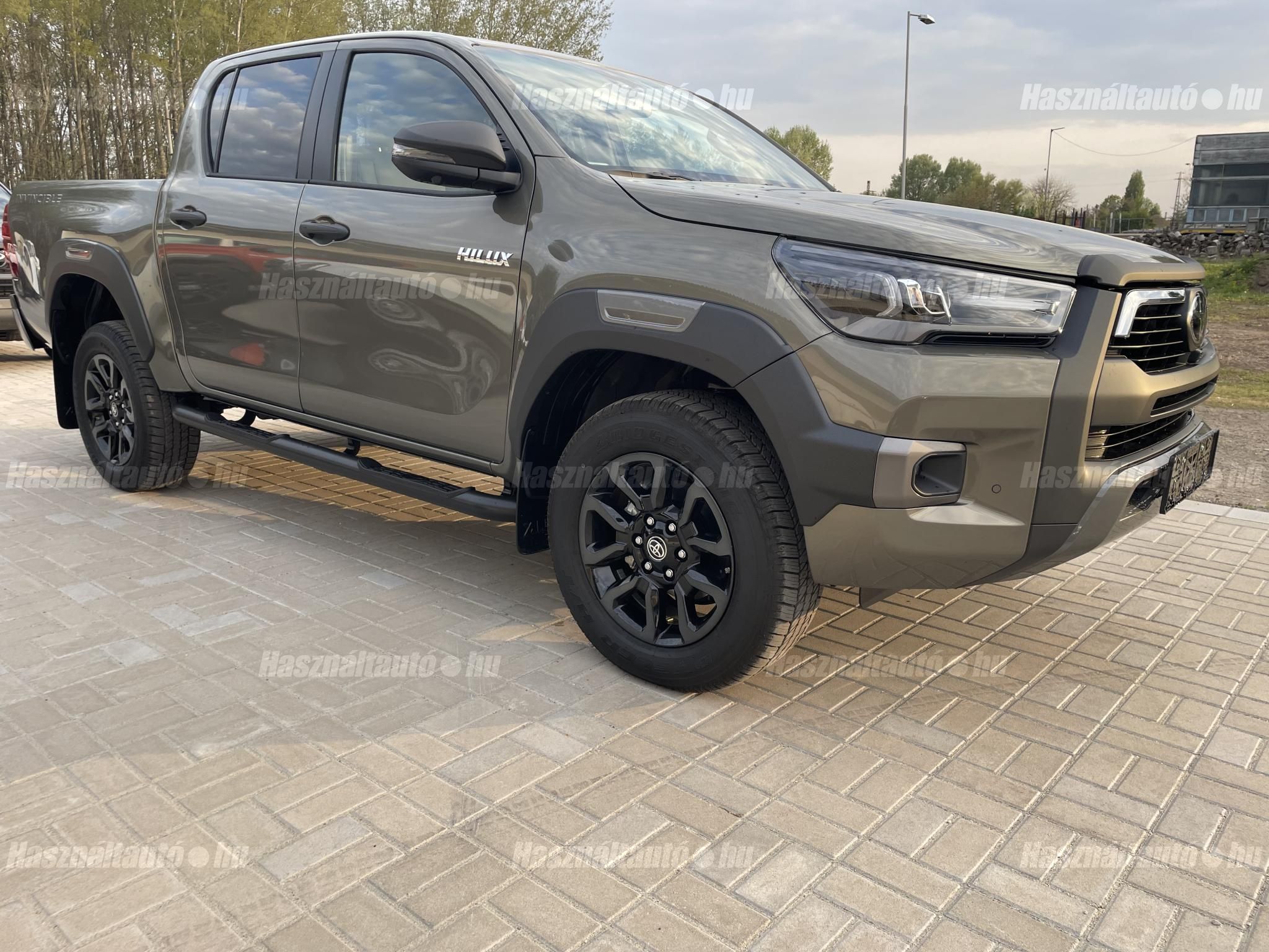 TOYOTA HILUX 2026/3 - 1