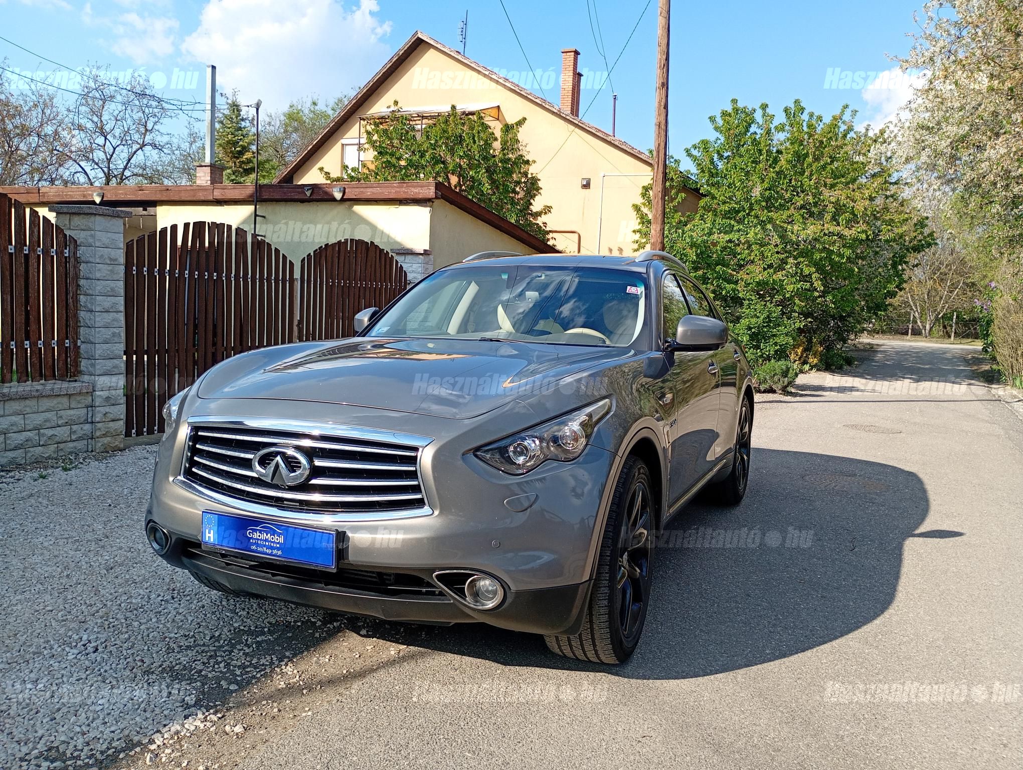 INFINITI QX70 2014/9 - 1