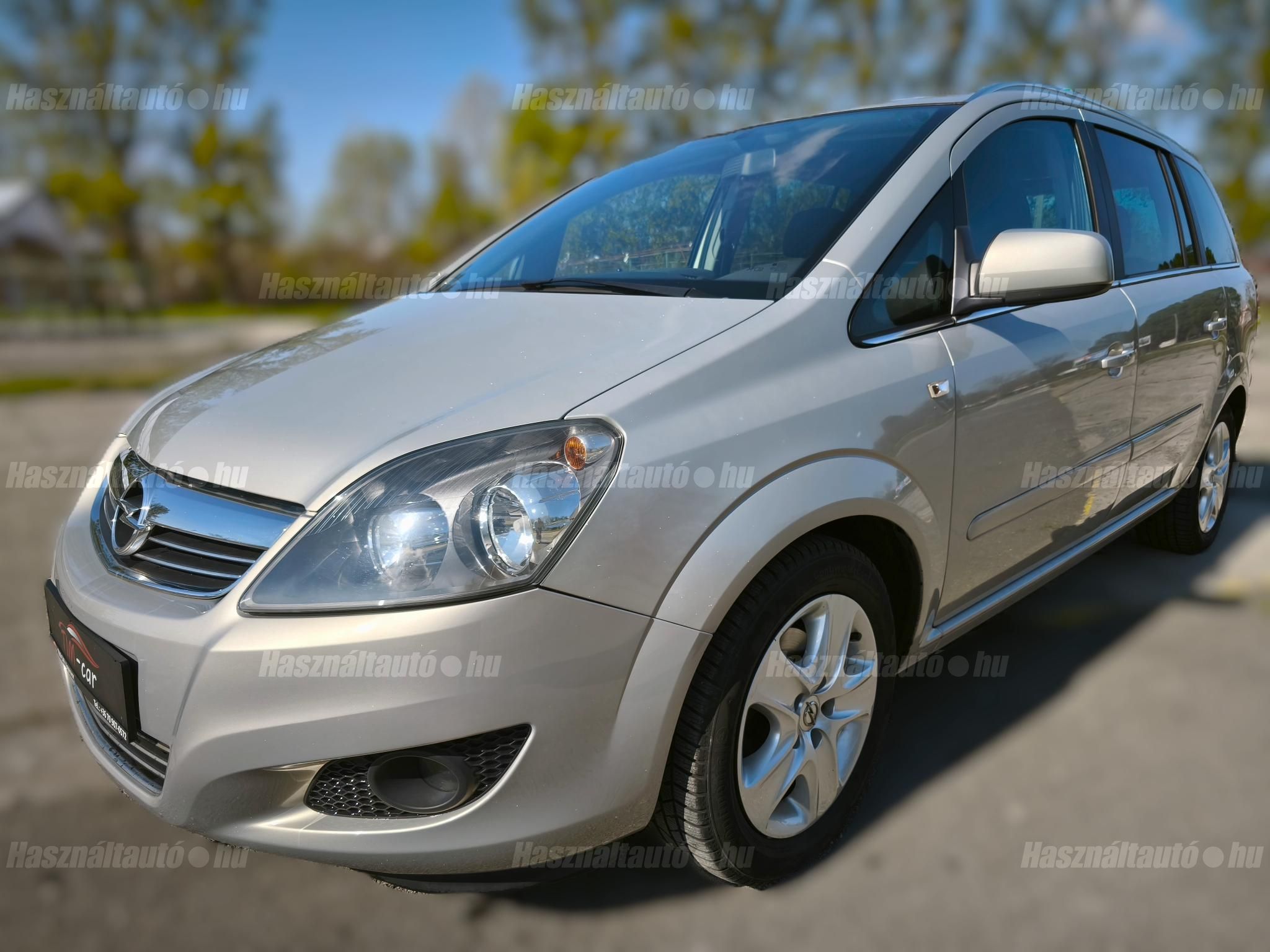 OPEL ZAFIRA B 2010/5 - 1