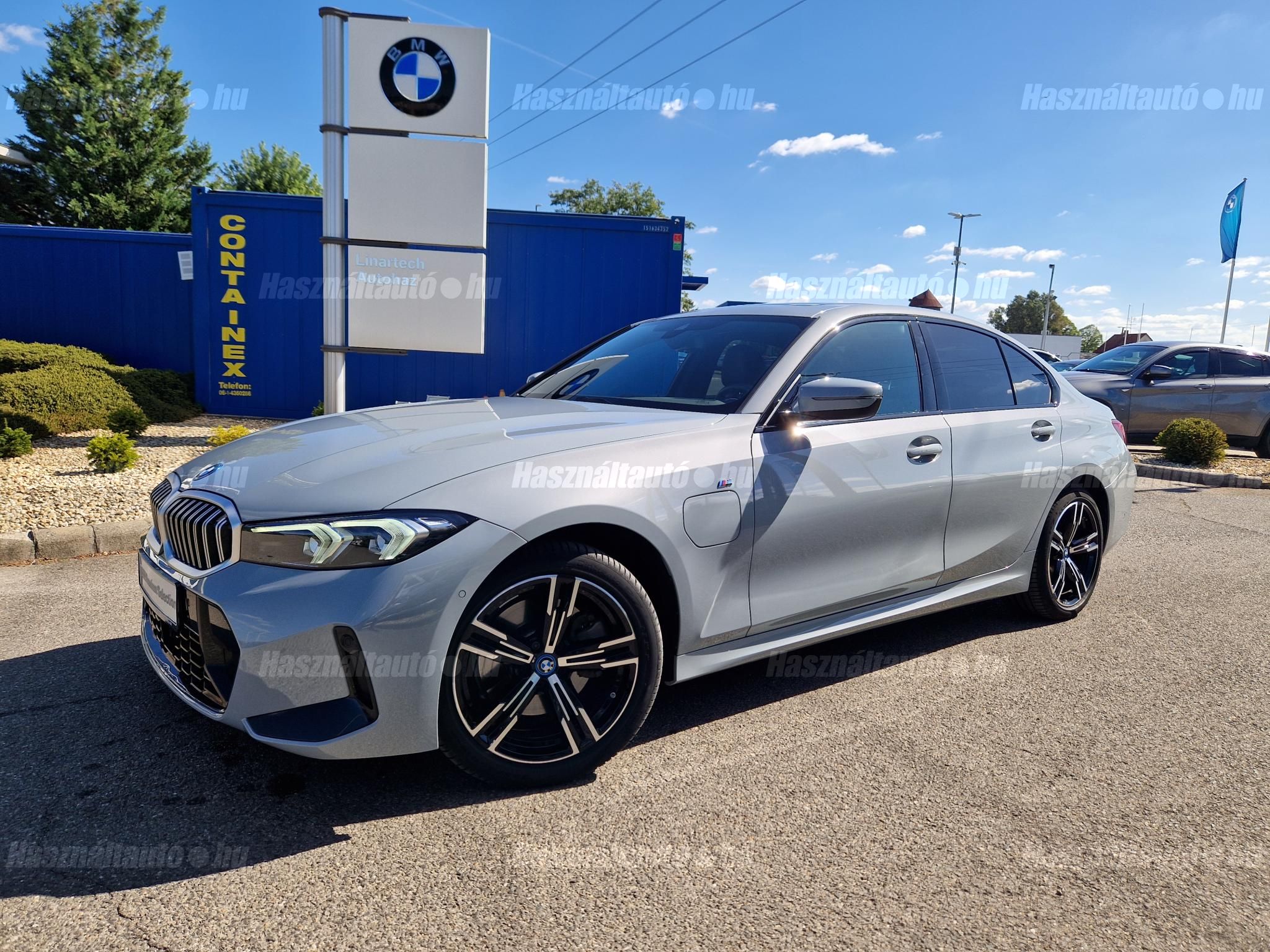 BMW 330 2024/11 - 1