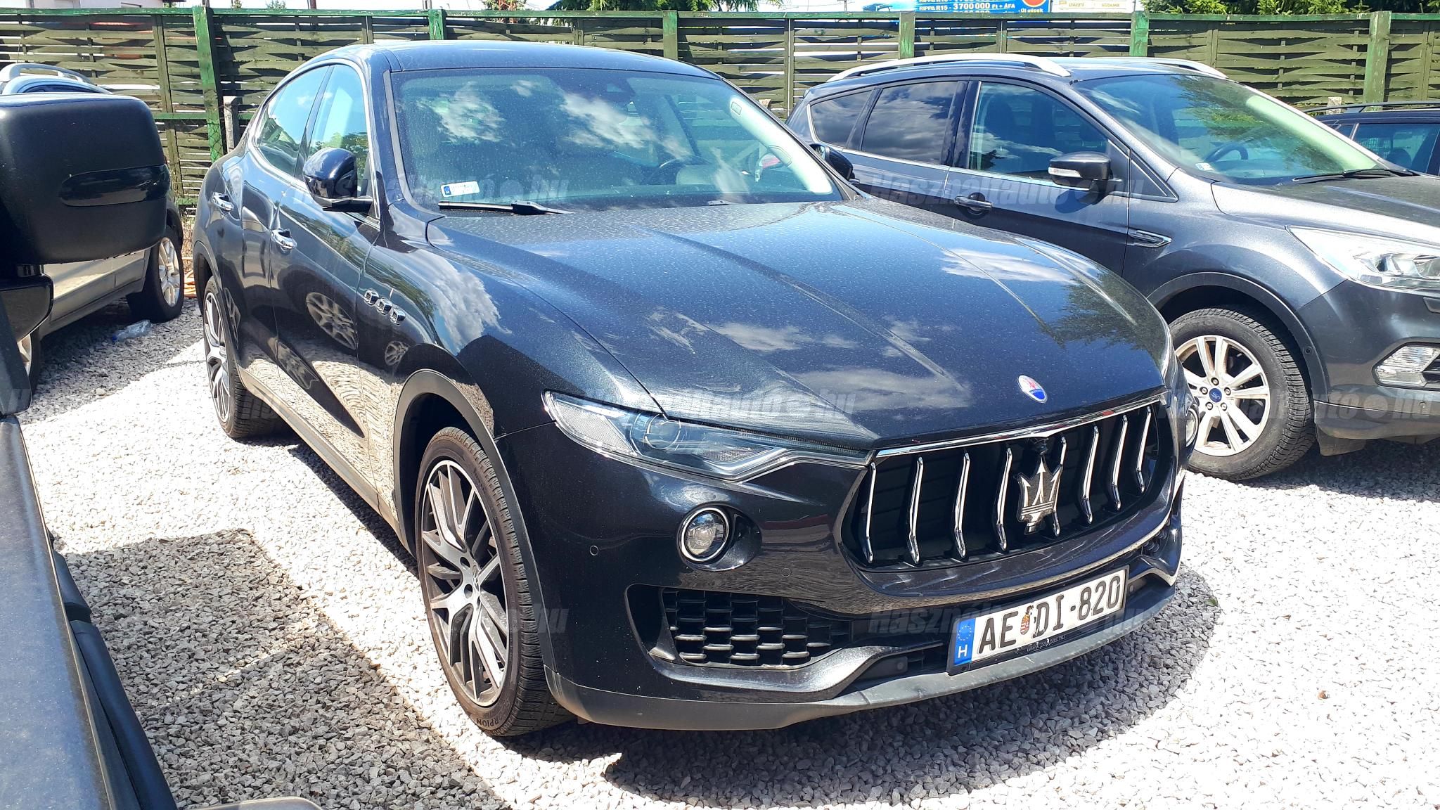 MASERATI LEVANTE 2017 - 1