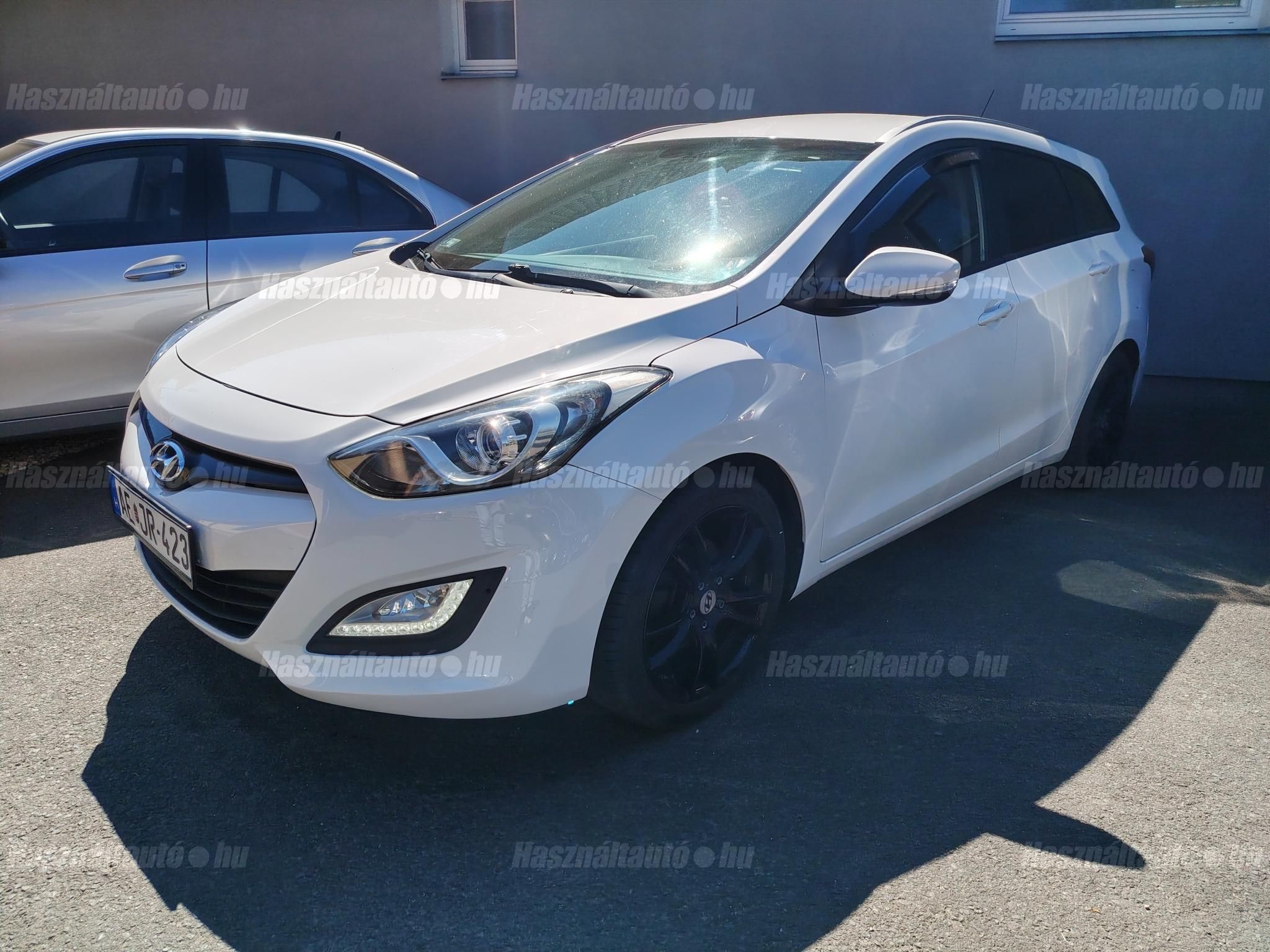 HYUNDAI I30 2014 - 1