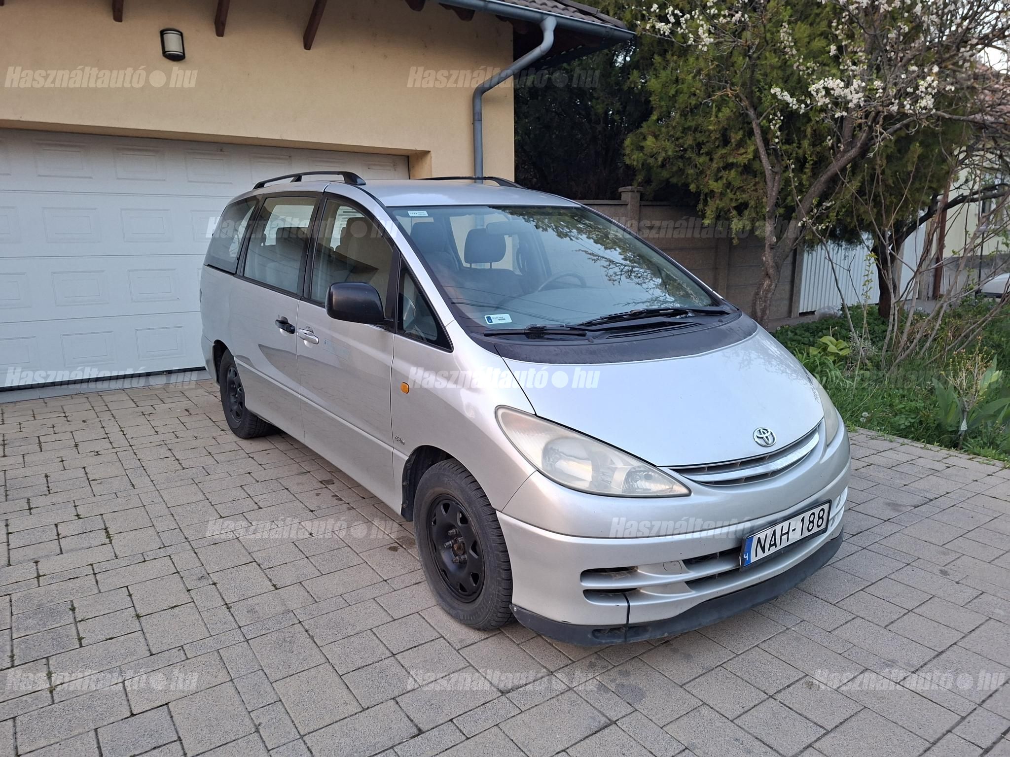 TOYOTA PREVIA 2003 - 1