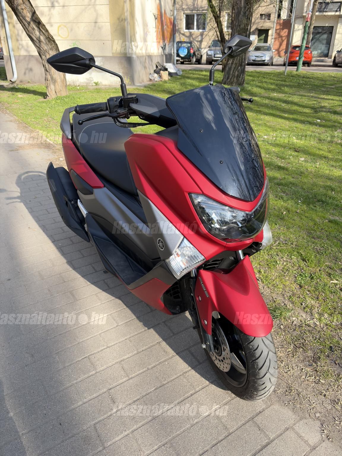 YAMAHA NMAX 2018/8 - 1