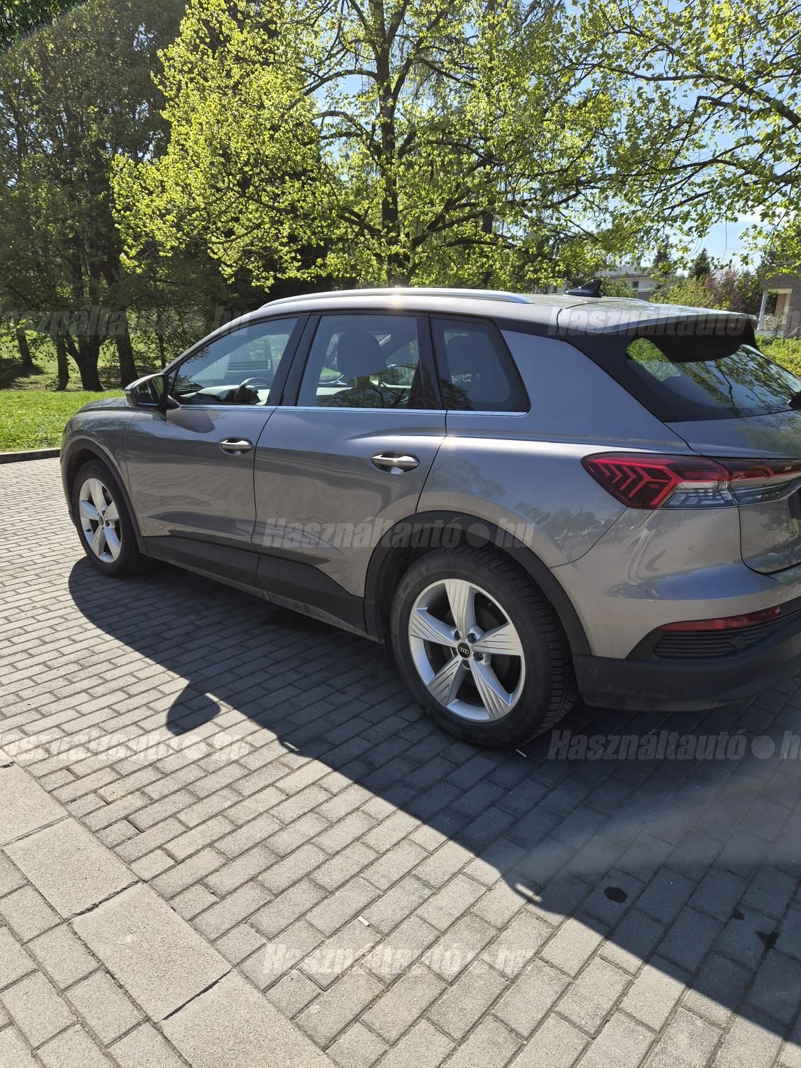 AUDI Q4 2022/11 - 1