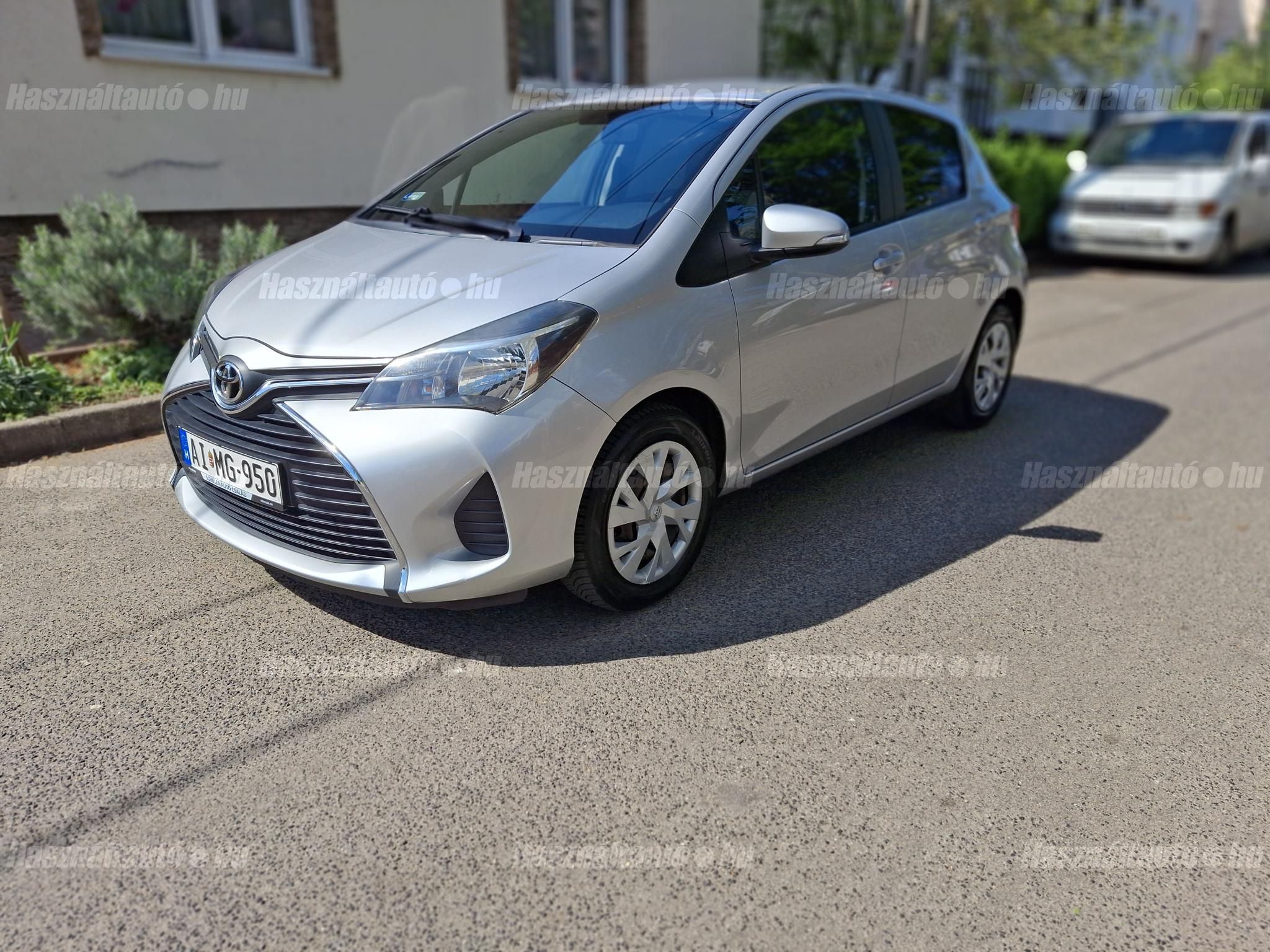 TOYOTA YARIS 2014/10 - 1