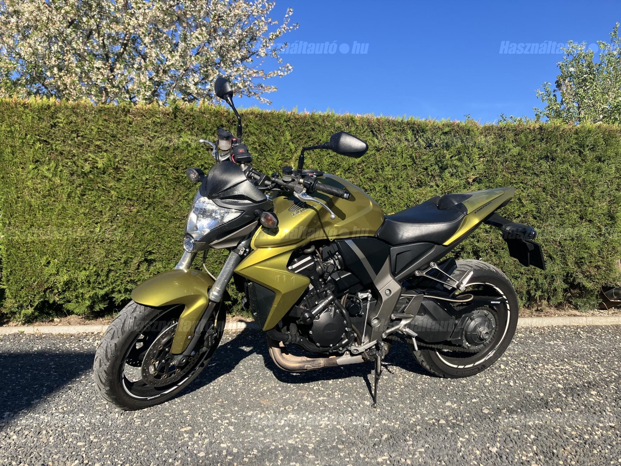 HONDA CB 1000 R 2009 - 1