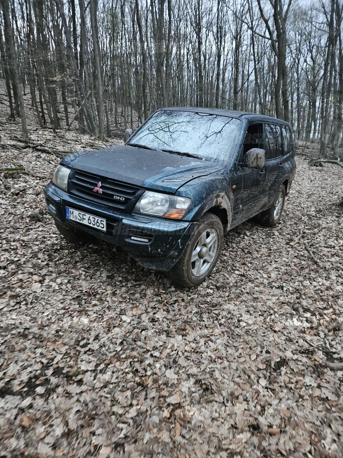 MITSUBISHI PAJERO 2003/8 - 1