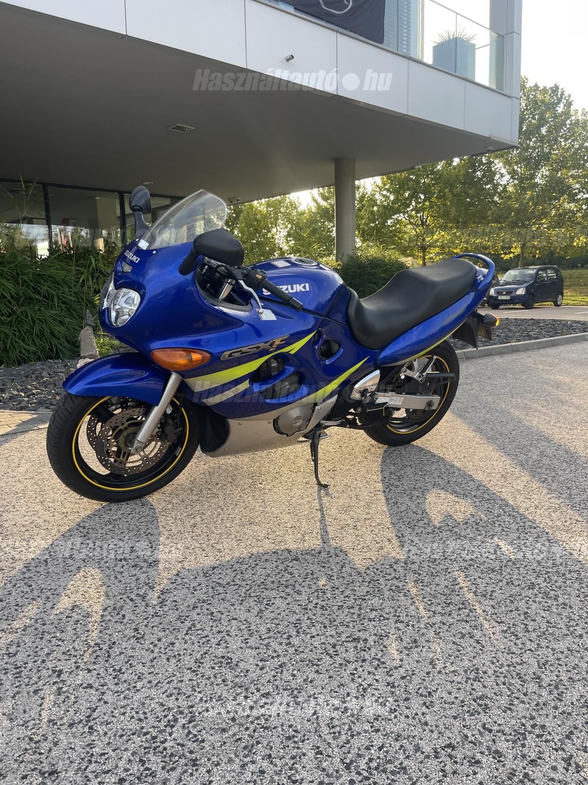 SUZUKI GSX 600 F 2003/9 - 1