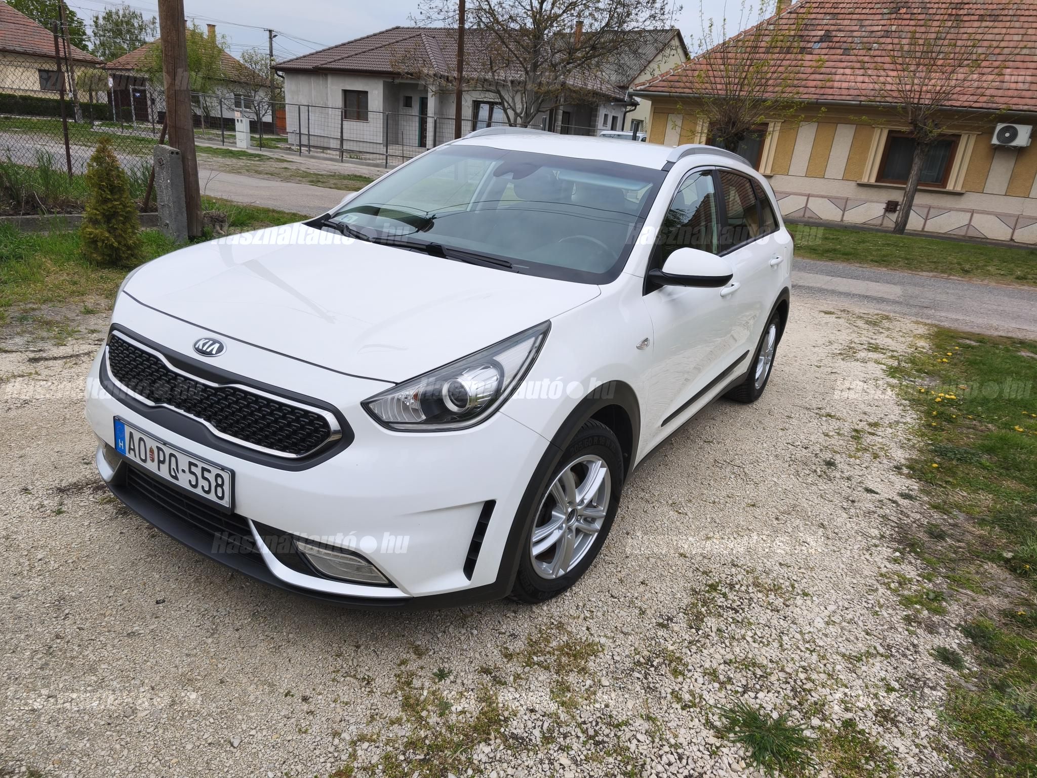 KIA NIRO 2016/8 - 1