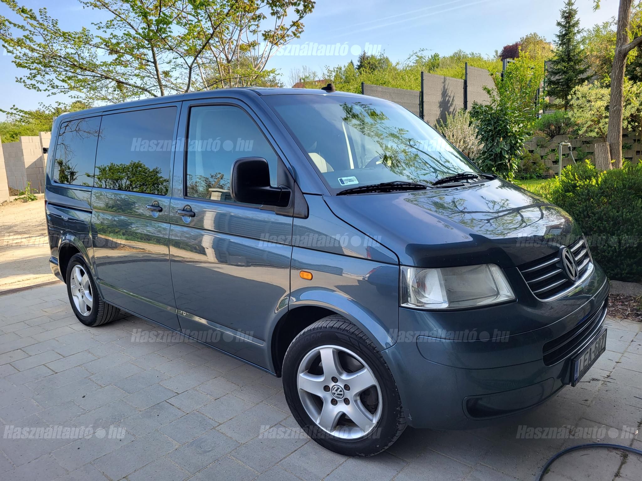 VOLKSWAGEN MULTIVAN 2007/7 - 1