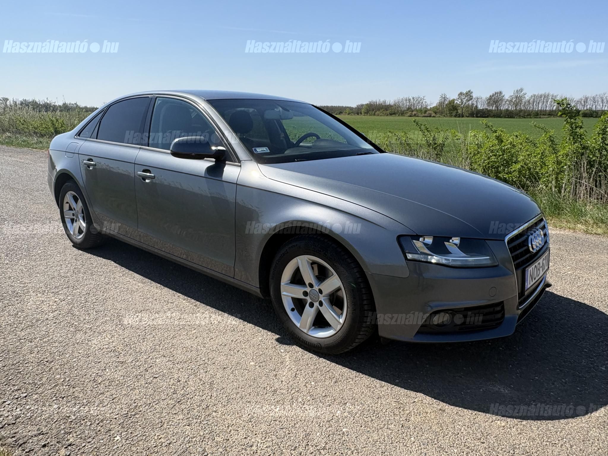 AUDI A4 2011/7 - 1