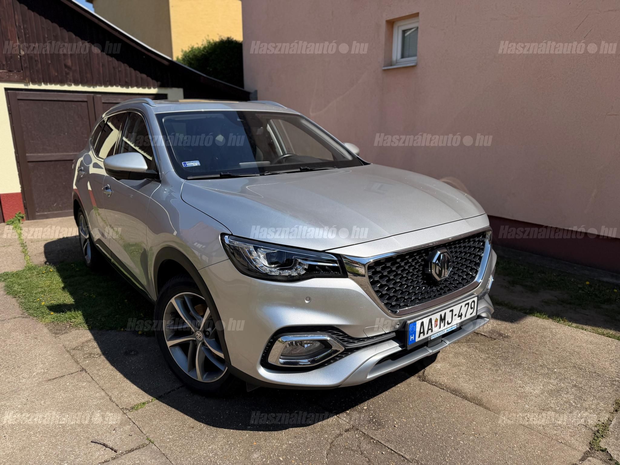 MG HS 2023/6 - 1