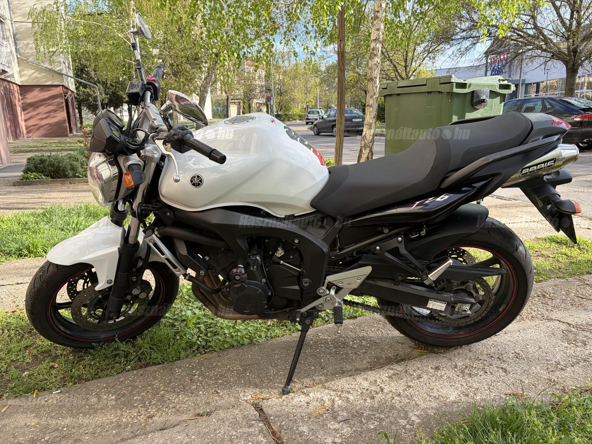 YAMAHA FZ6-N 2007/6 - 1