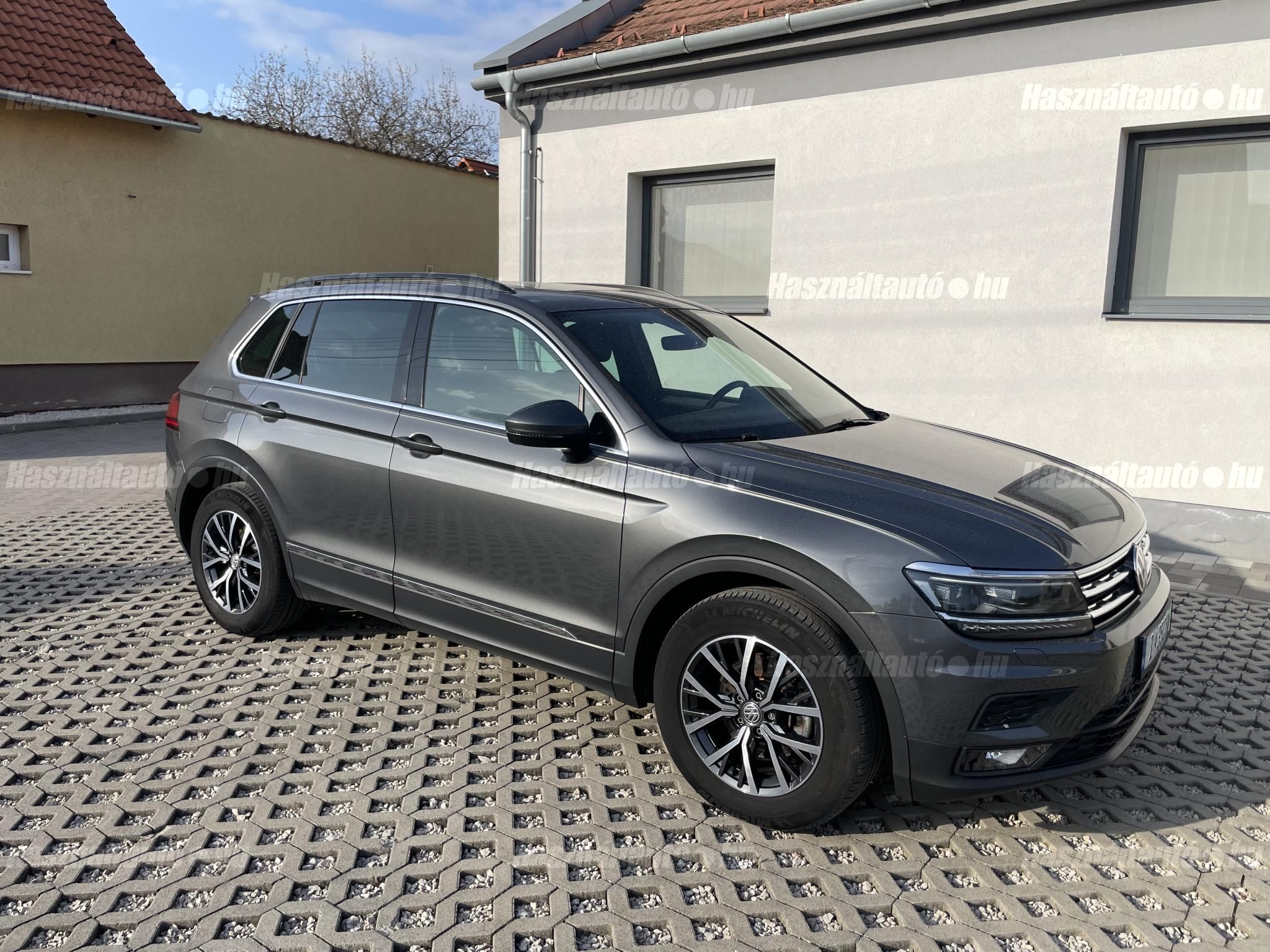VOLKSWAGEN TIGUAN 2018/10 - 1