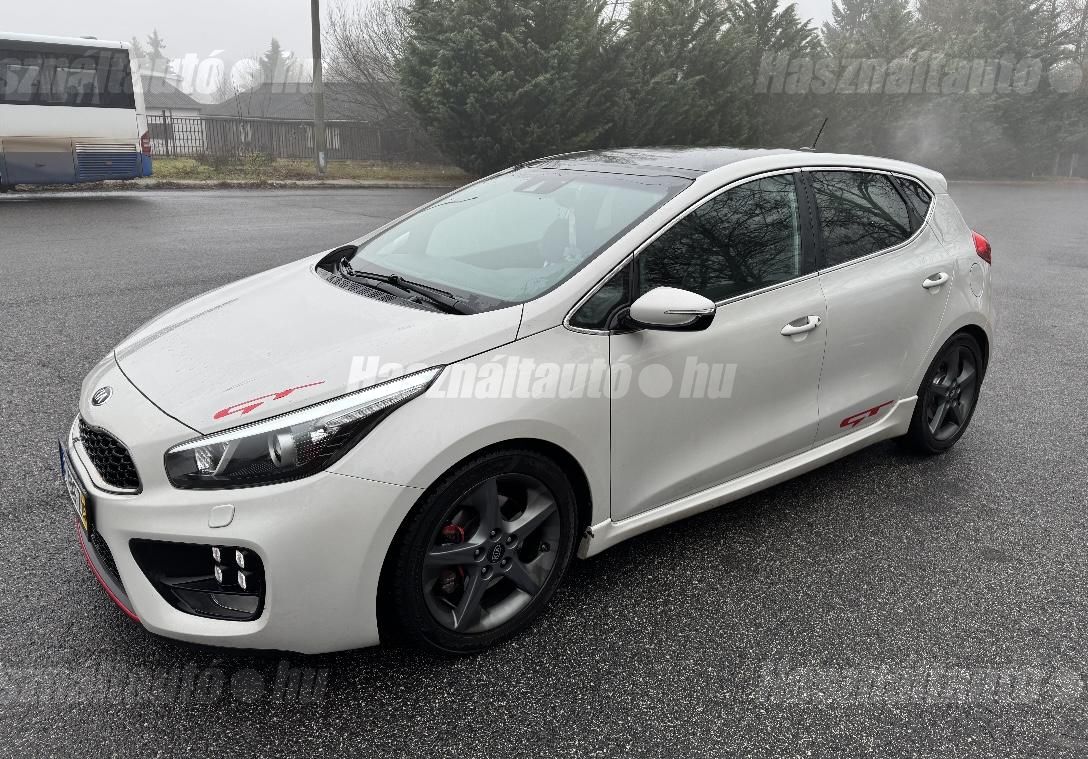 KIA CEE'D 2016/7 - 1