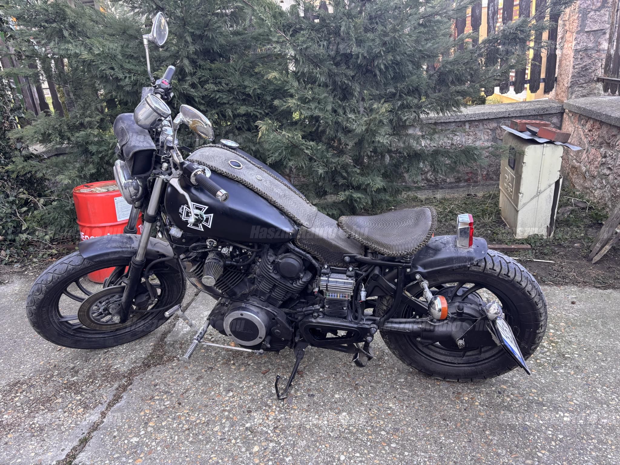 YAMAHA XV 750 SE 1983/6 - 1