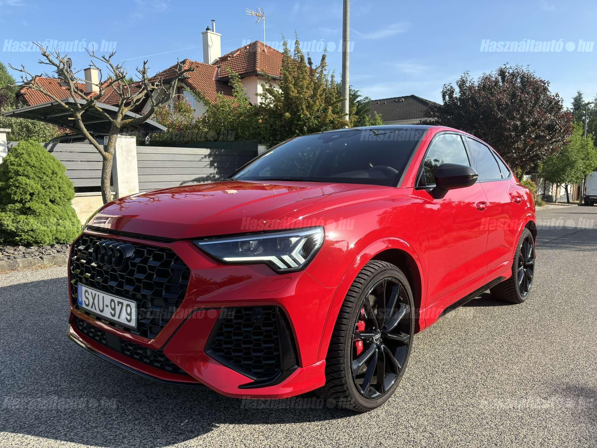 AUDI RS Q3 2021/11 - 1