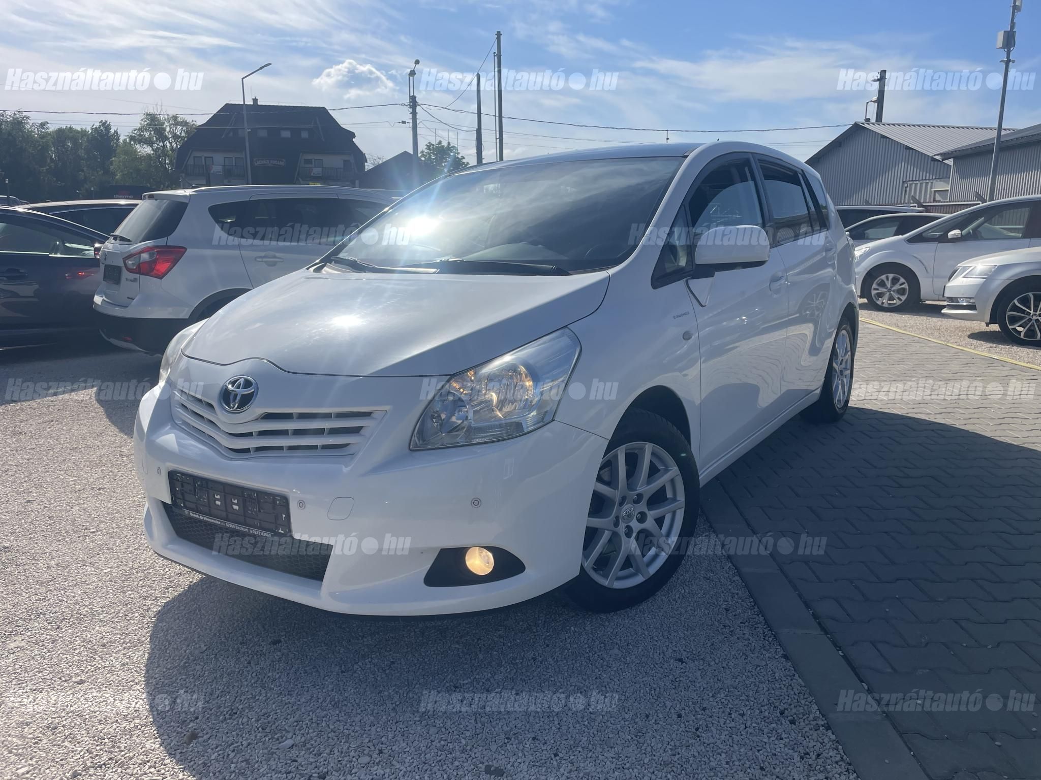 TOYOTA VERSO 2012/12 - 1
