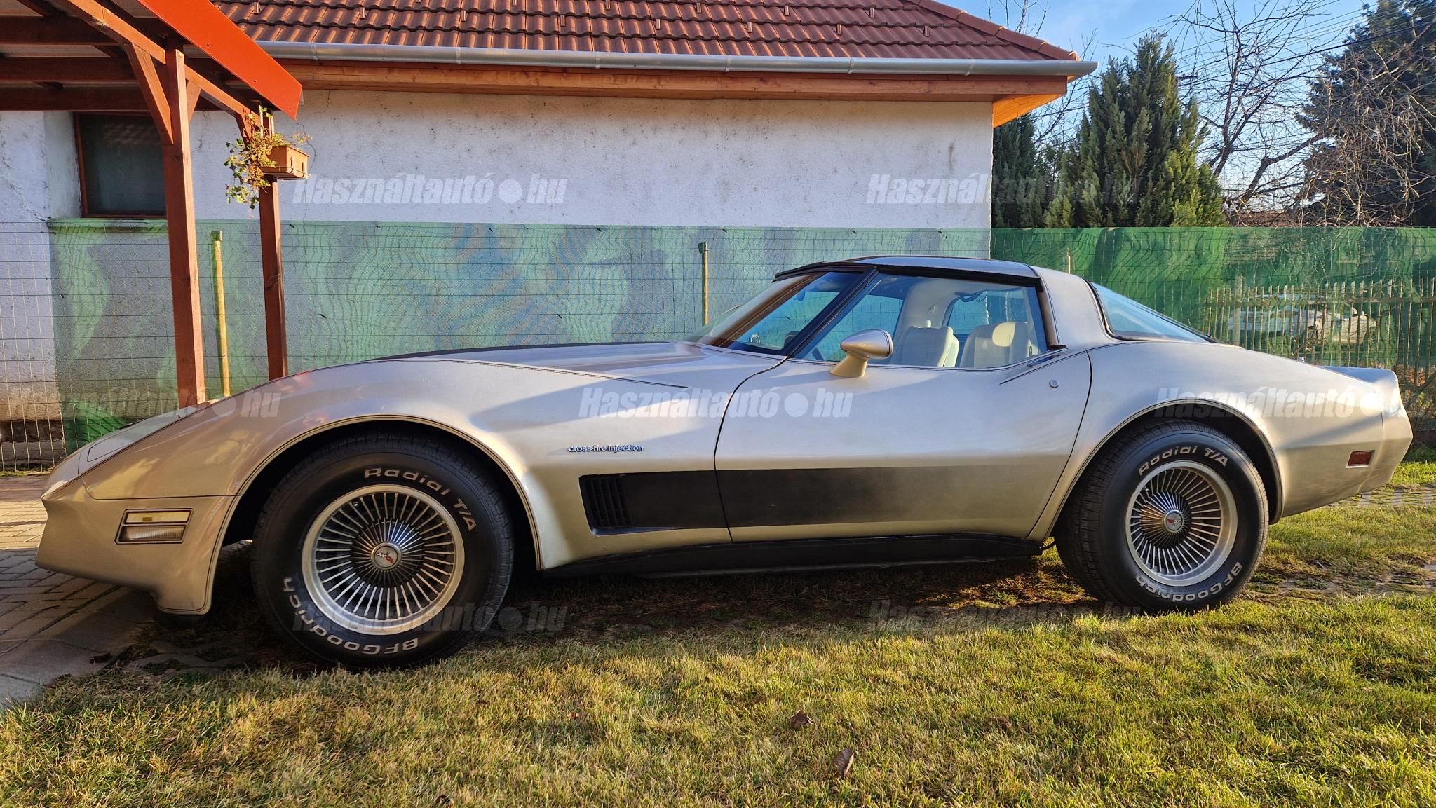 CHEVROLET CORVETTE 1982/6 - 1