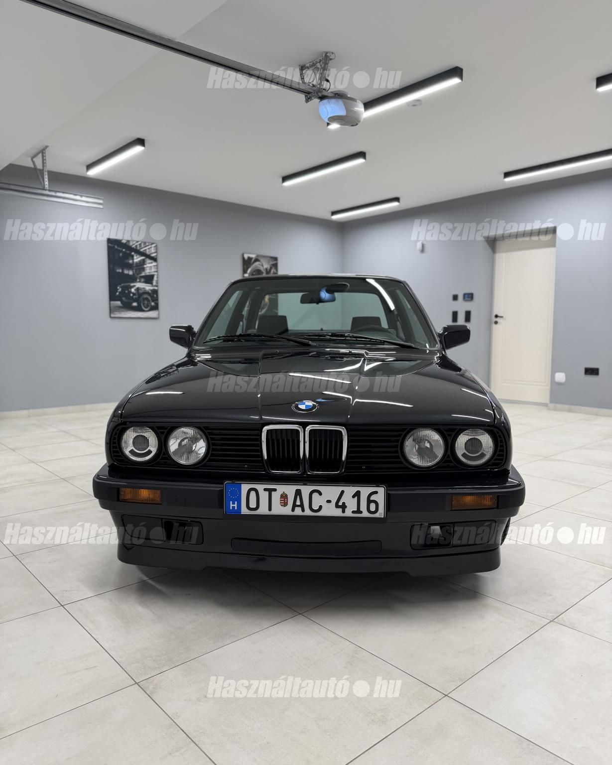 BMW 318 1990/11 - 1