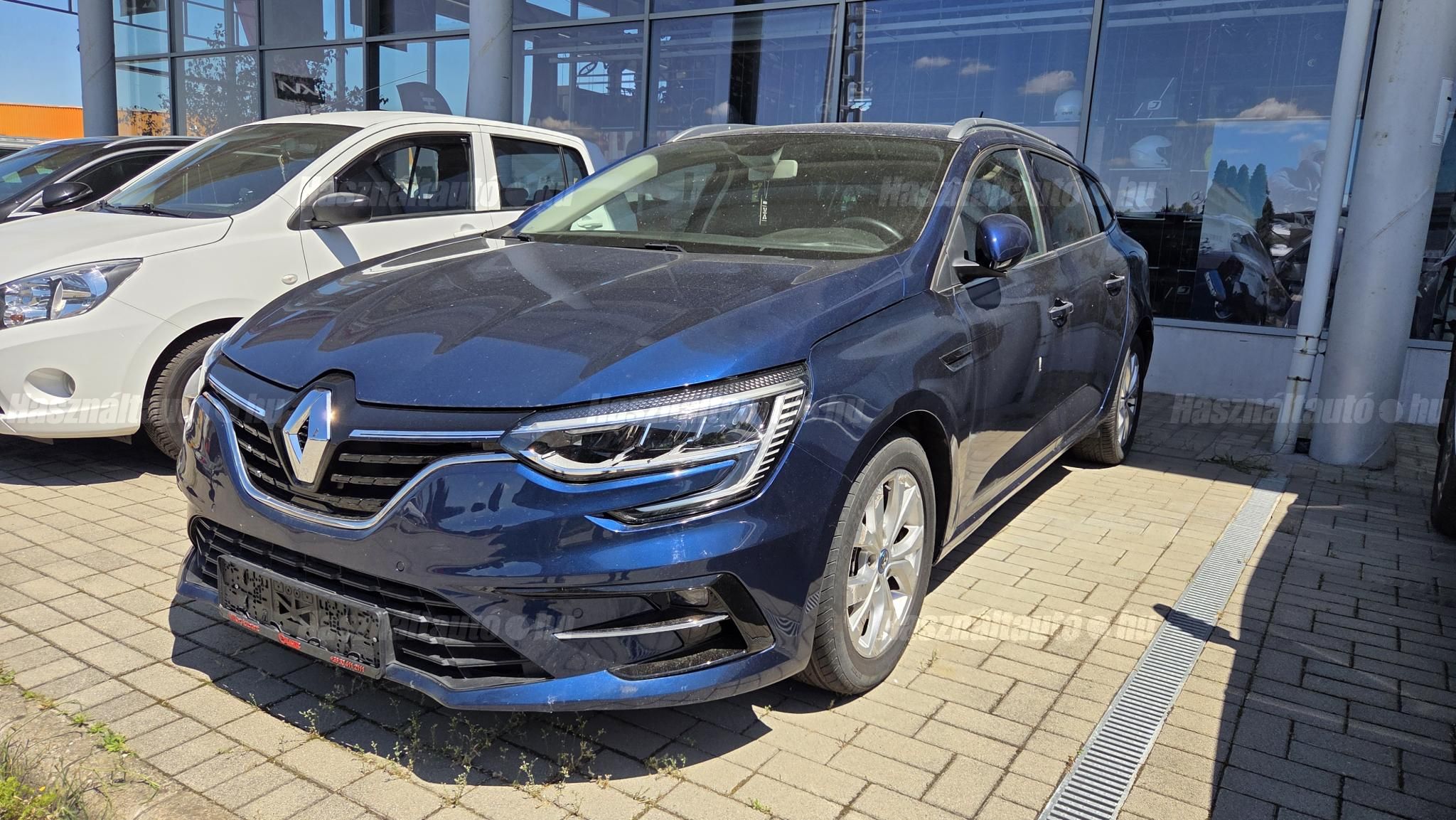 RENAULT MEGANE 2021/8 - 1