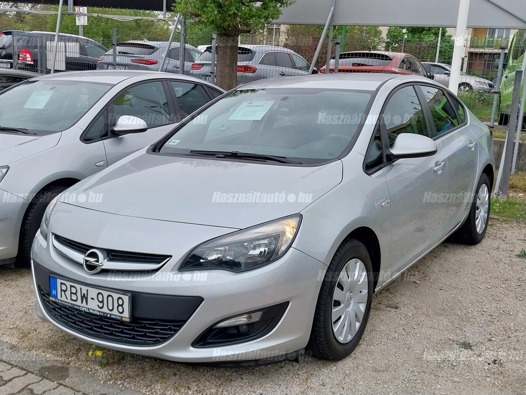 OPEL ASTRA J 2018/11 - 1