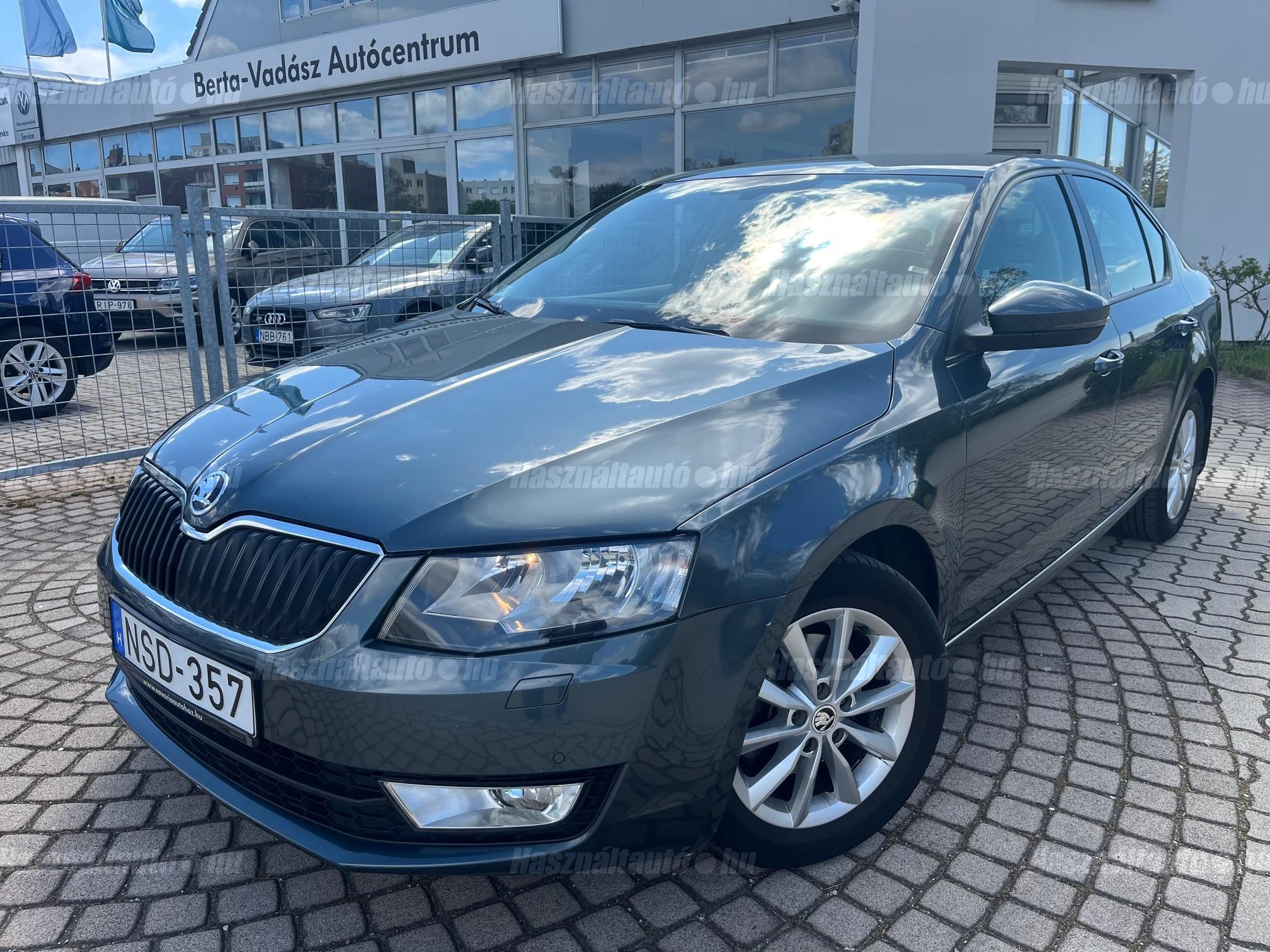 SKODA OCTAVIA 2016/6 - 1