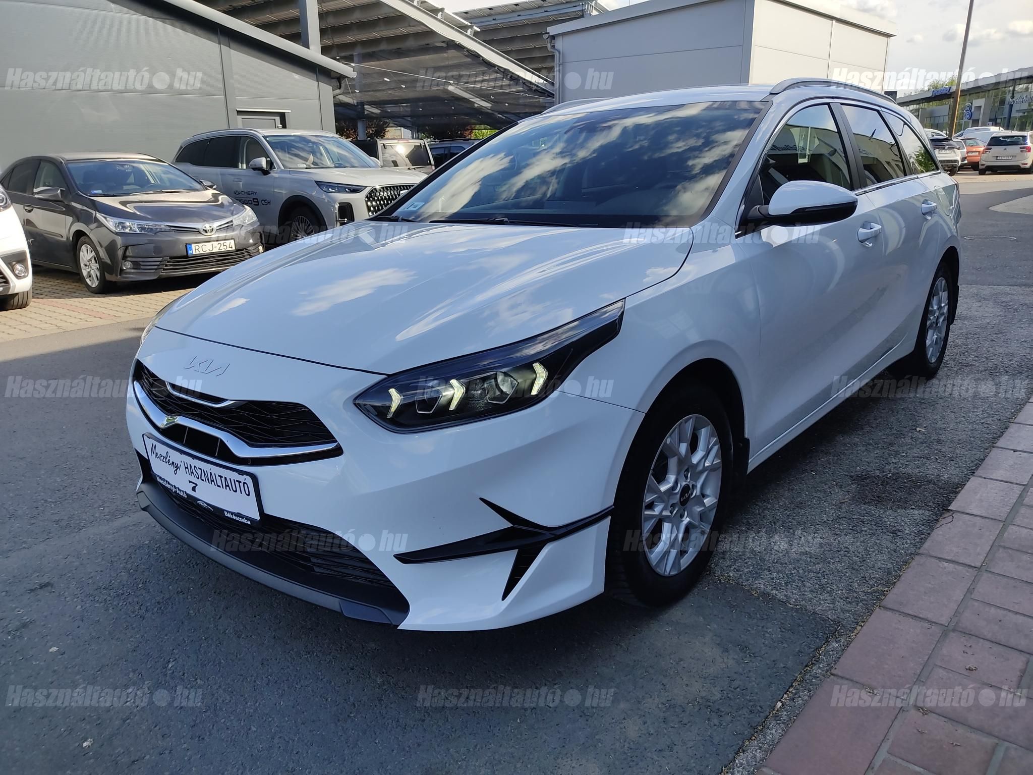 KIA CEE'D 2022/6 - 1