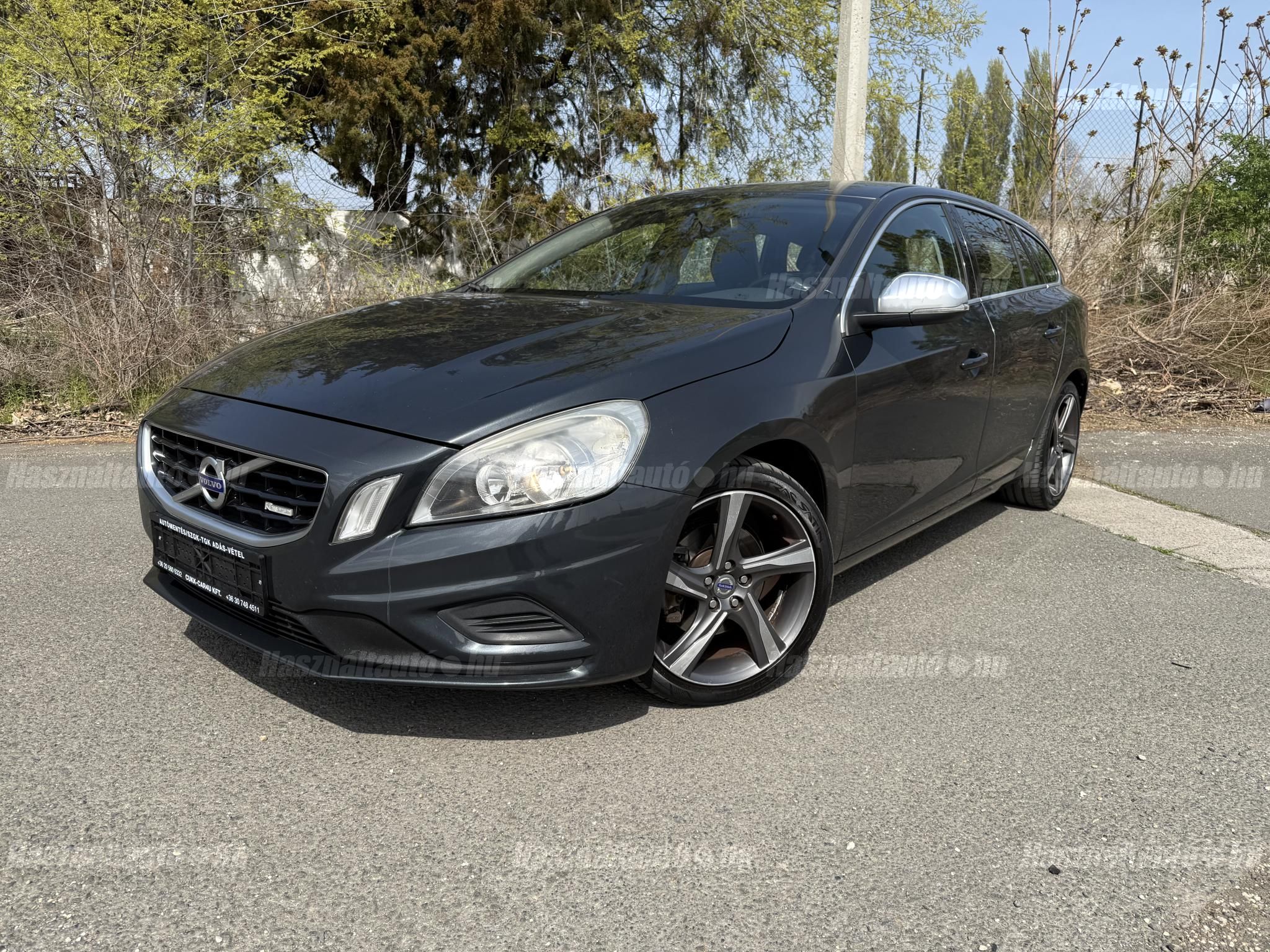VOLVO V60 2013/9 - 1