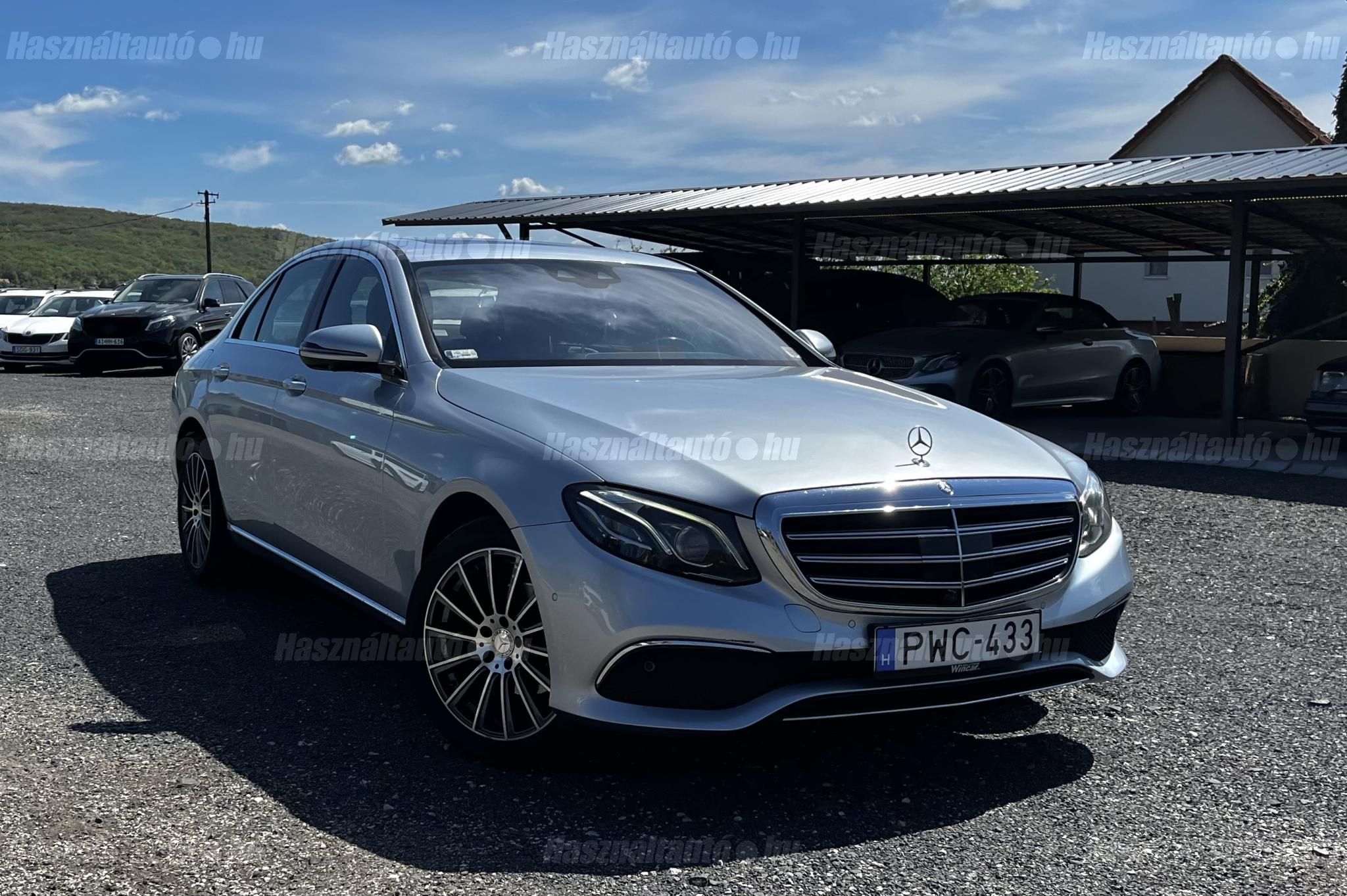 MERCEDES-BENZ E 220 2016/2 - 1