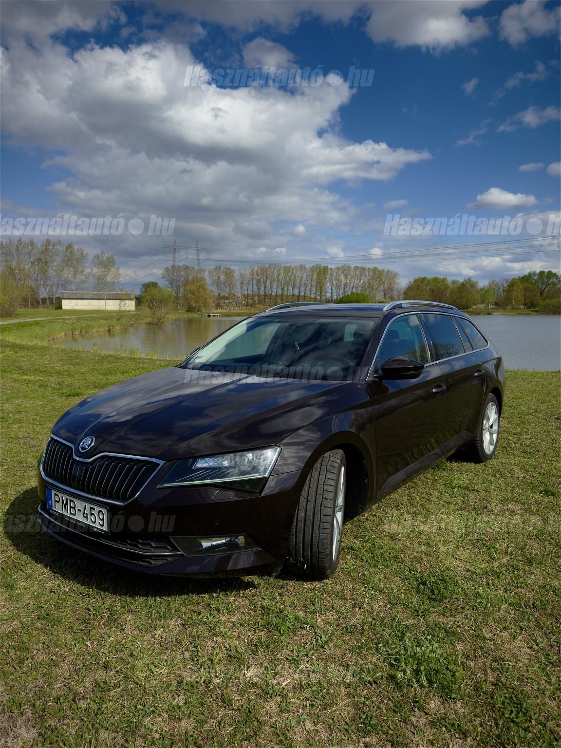 SKODA SUPERB 2017/12 - 1