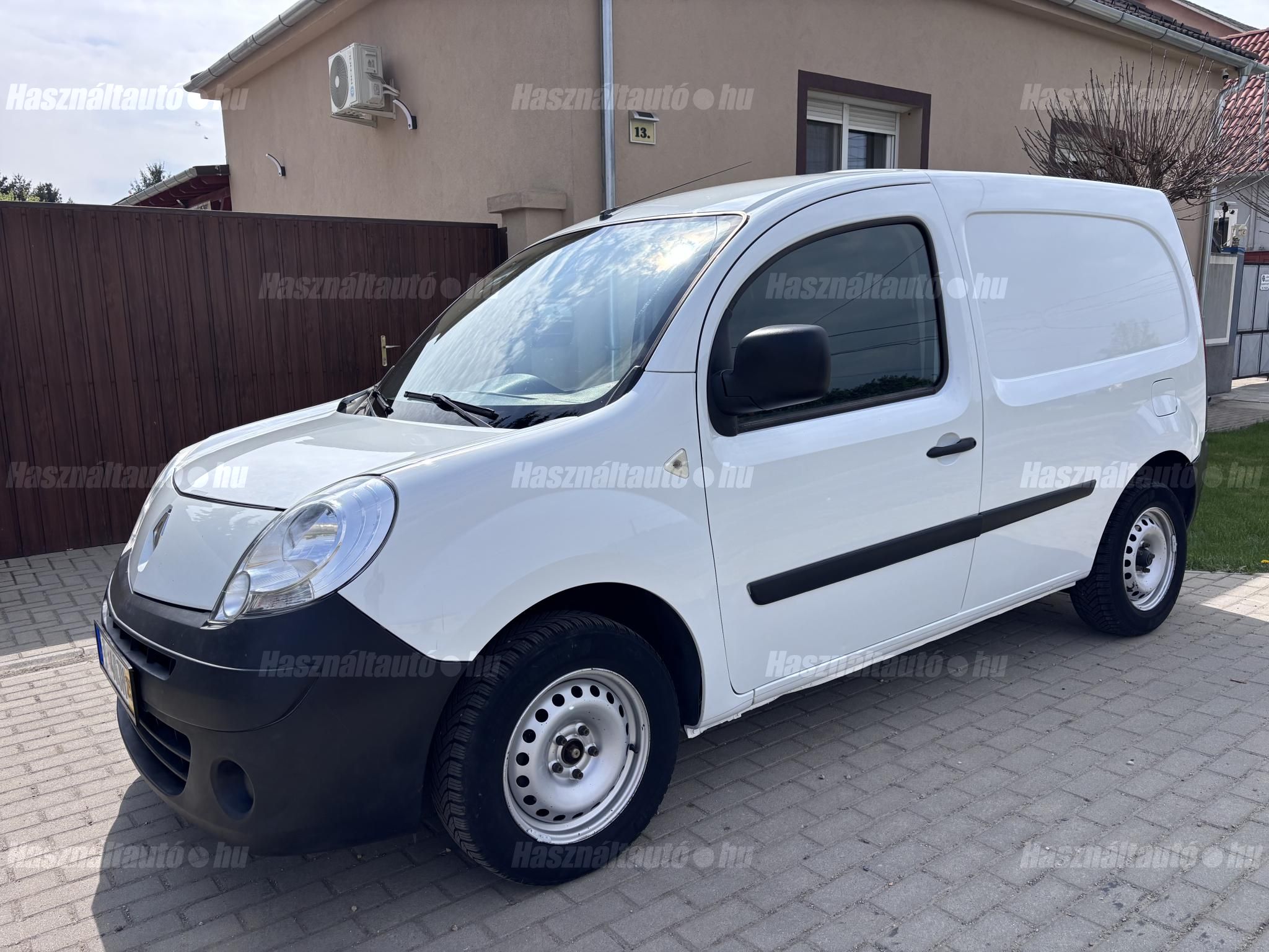 RENAULT KANGOO 2012 - 1
