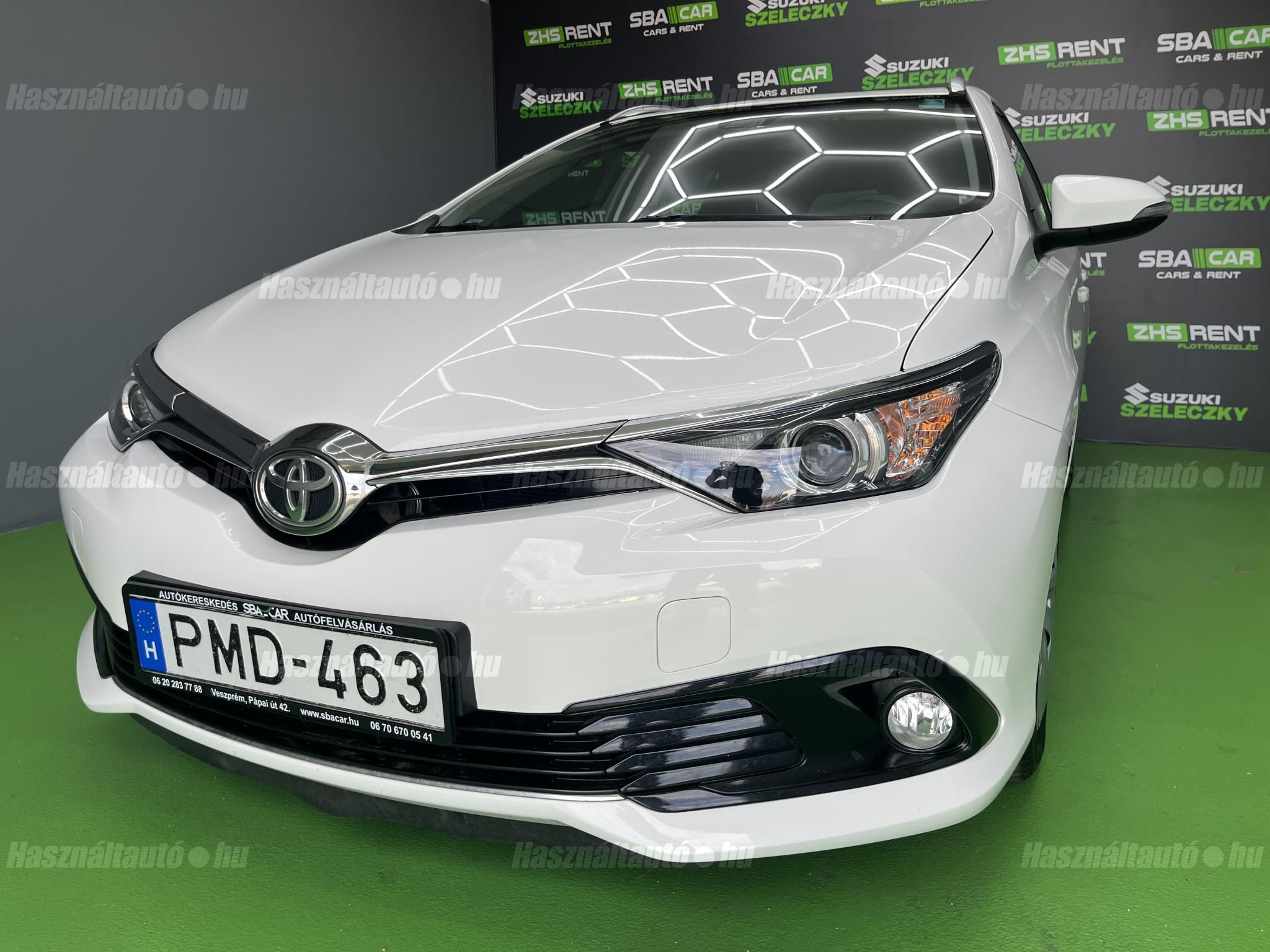 TOYOTA AURIS 2017/11 - 1
