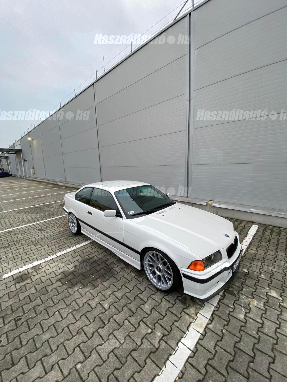 BMW 323 1997/10 - 1