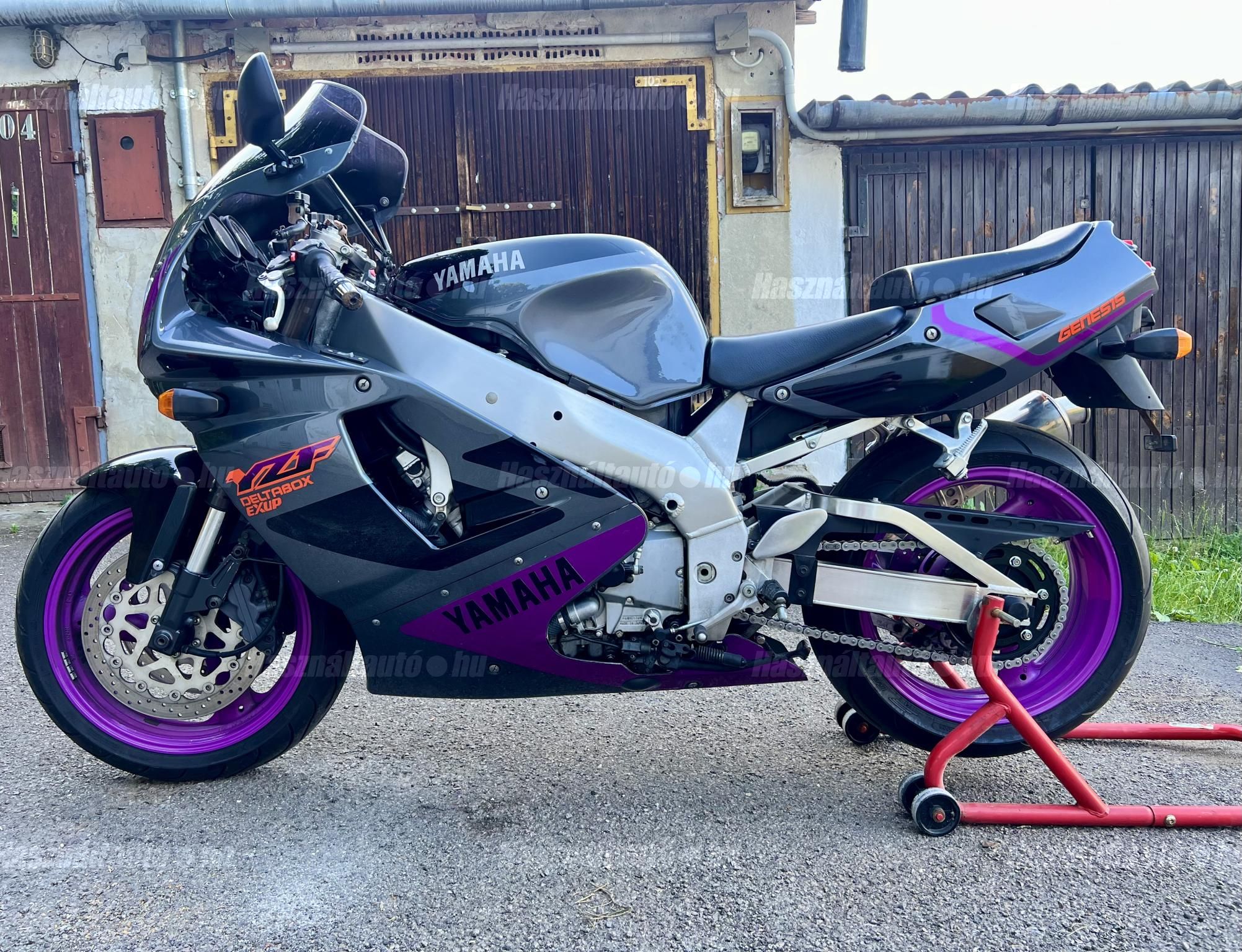 YAMAHA YZF 750 R 1993/6 - 1