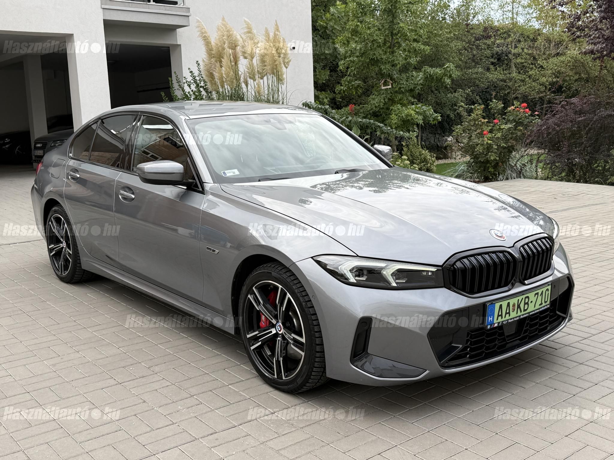 BMW 330 2023/2 - 1