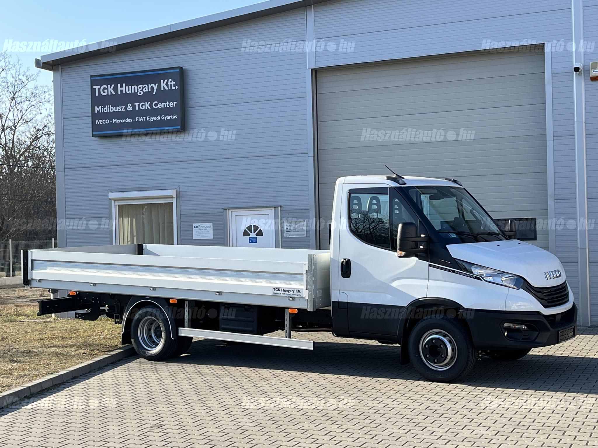 IVECO Daily 72C18H ÚJ plató+rámpa 4 t teherbírás
