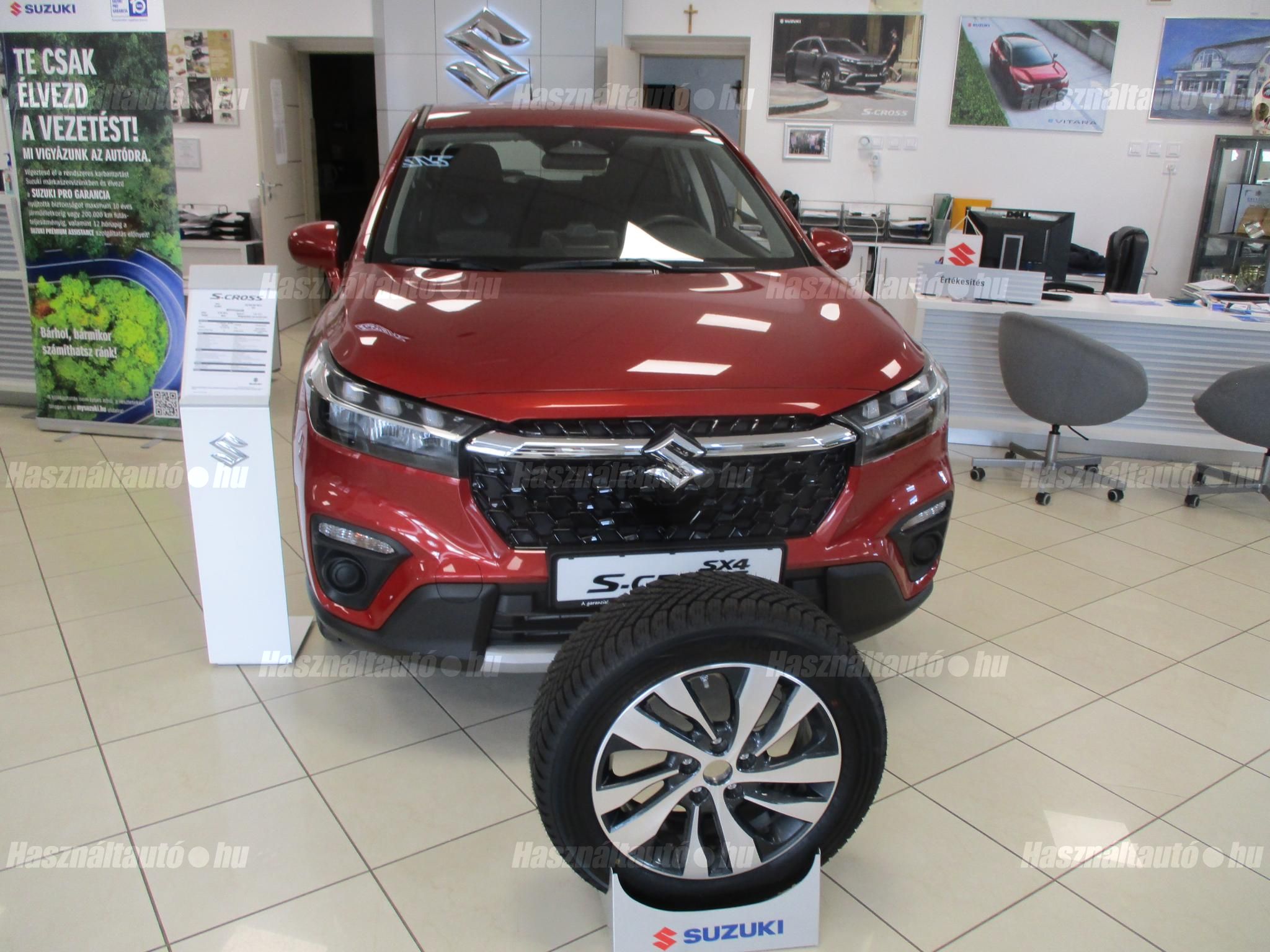 SUZUKI S-CROSS 2026/4 - 1