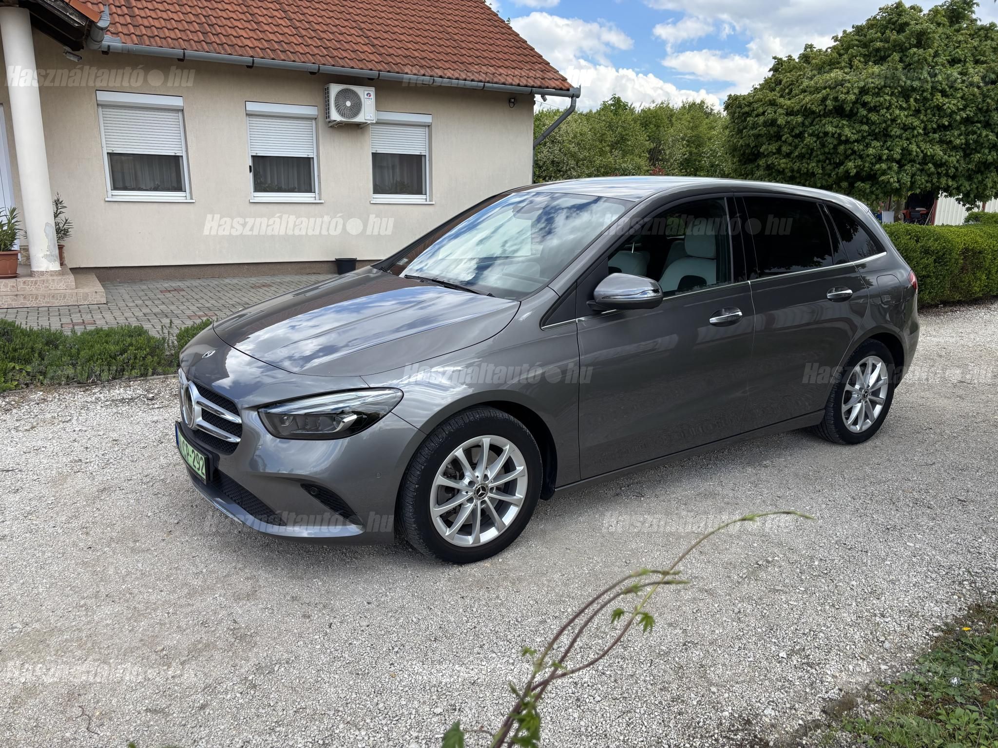 MERCEDES-BENZ B 250 E 2022/8 - 1
