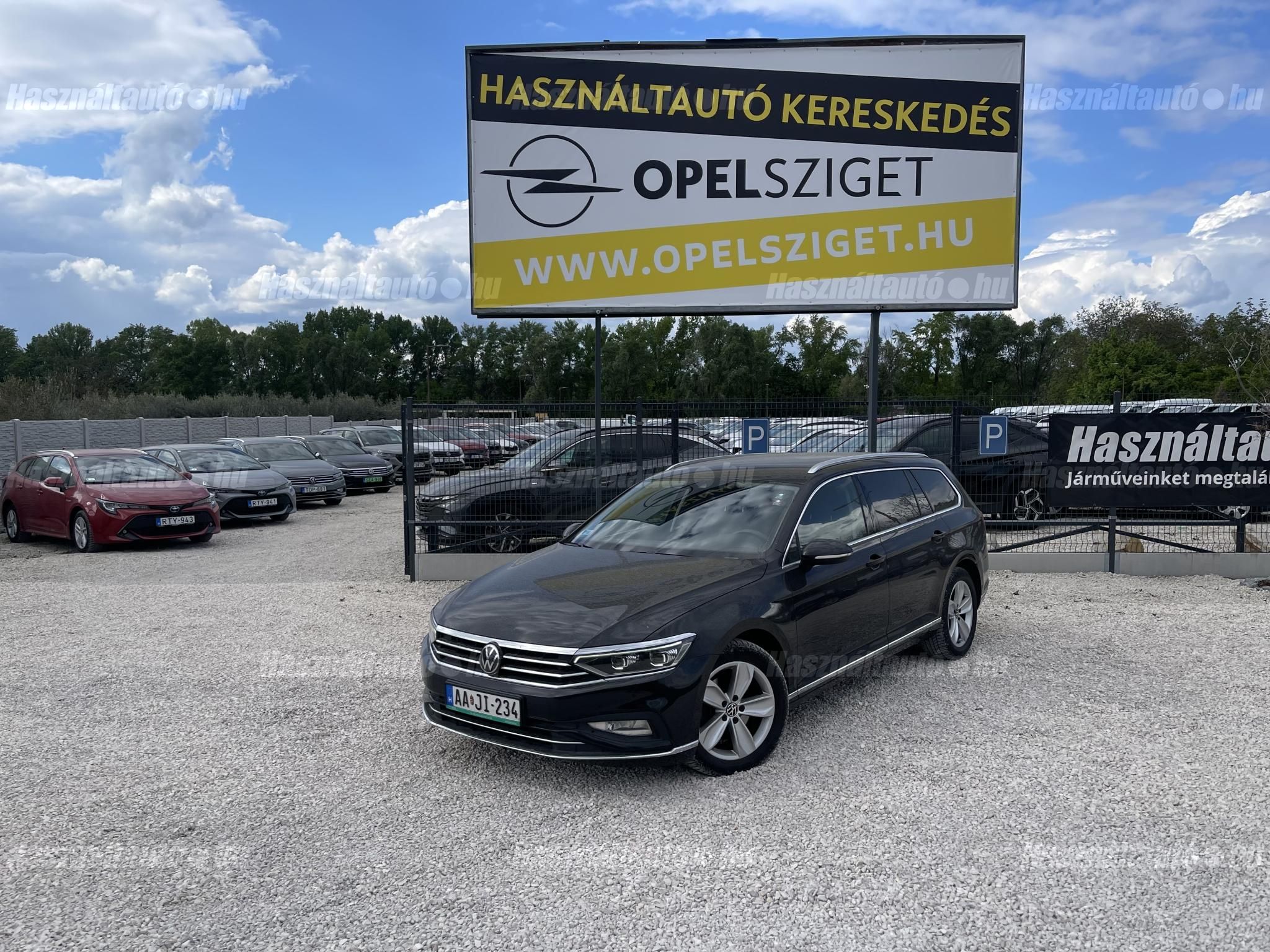 VOLKSWAGEN PASSAT 2023/1 - 1