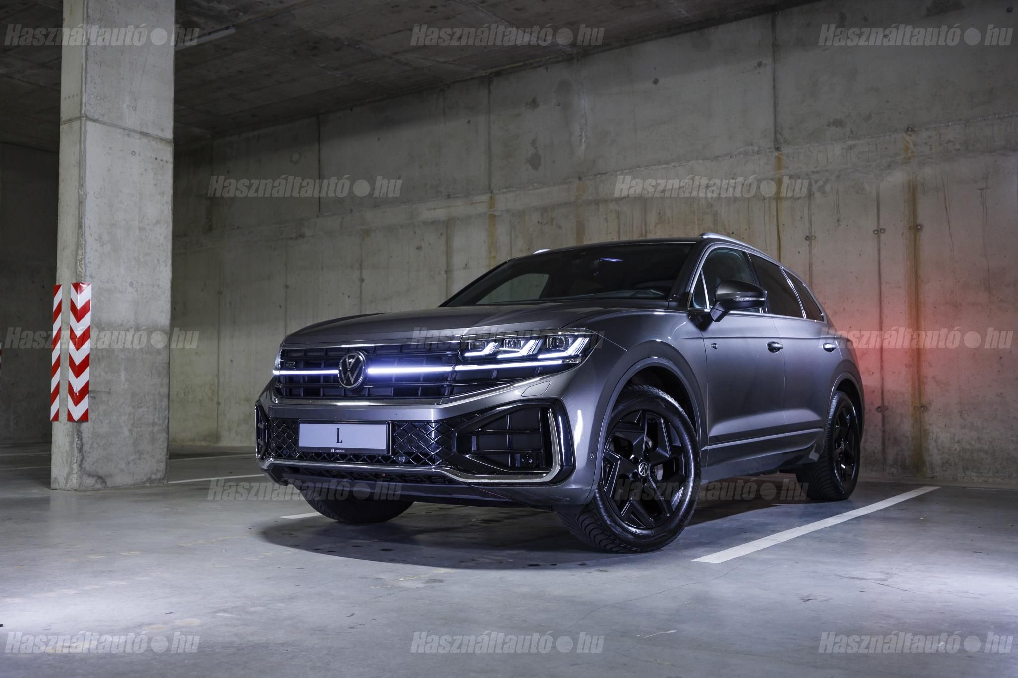 VOLKSWAGEN TOUAREG 2024/10 - 1