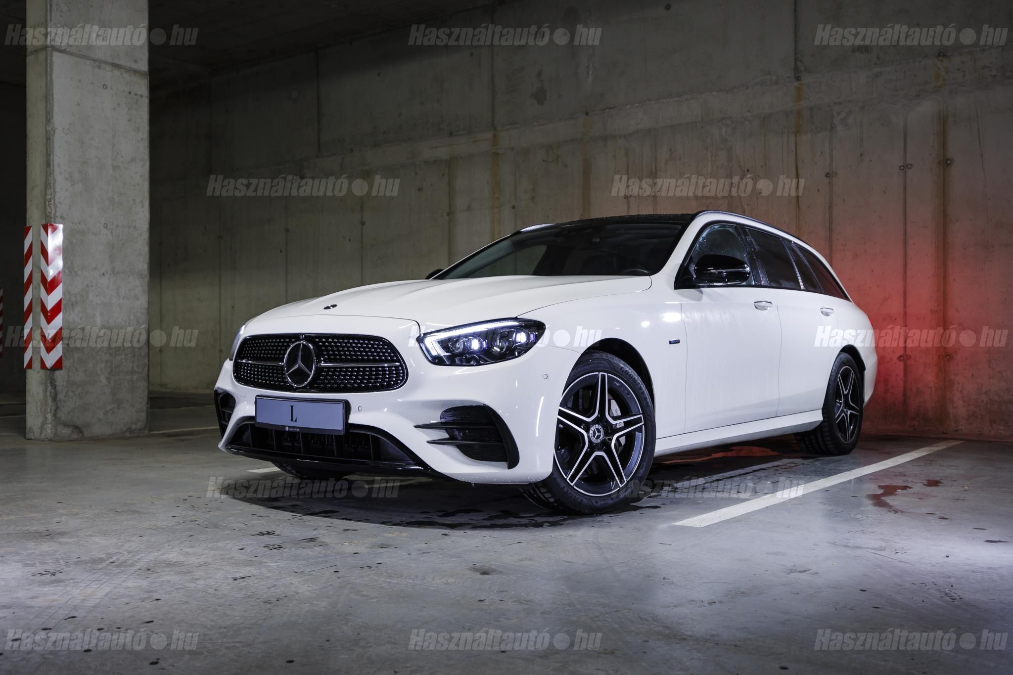 MERCEDES-BENZ E 300 2020/10 - 1