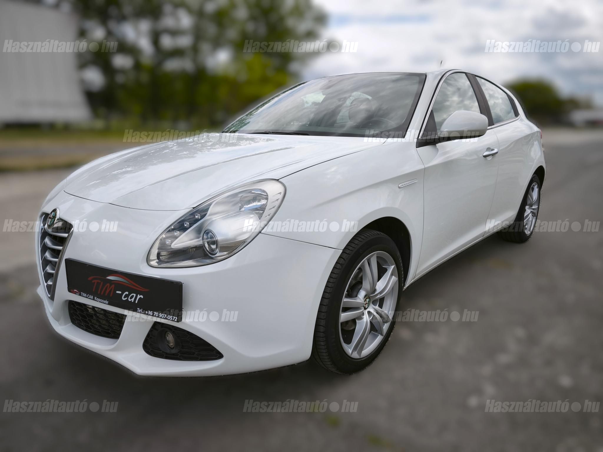 ALFA ROMEO GIULIETTA 2011/12 - 1