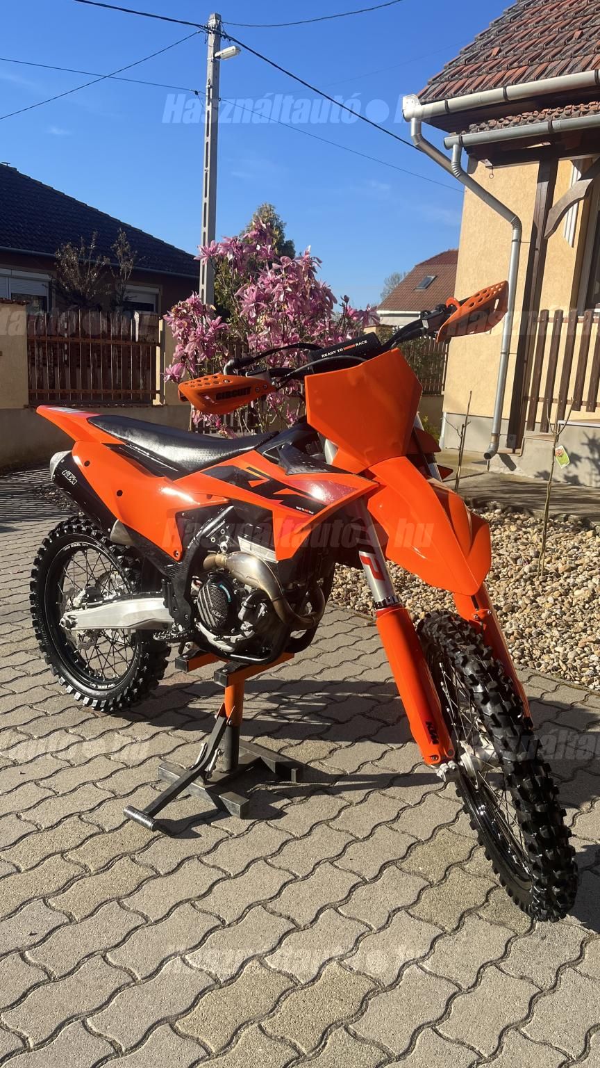 KTM 250 SX-F 2025 - 1