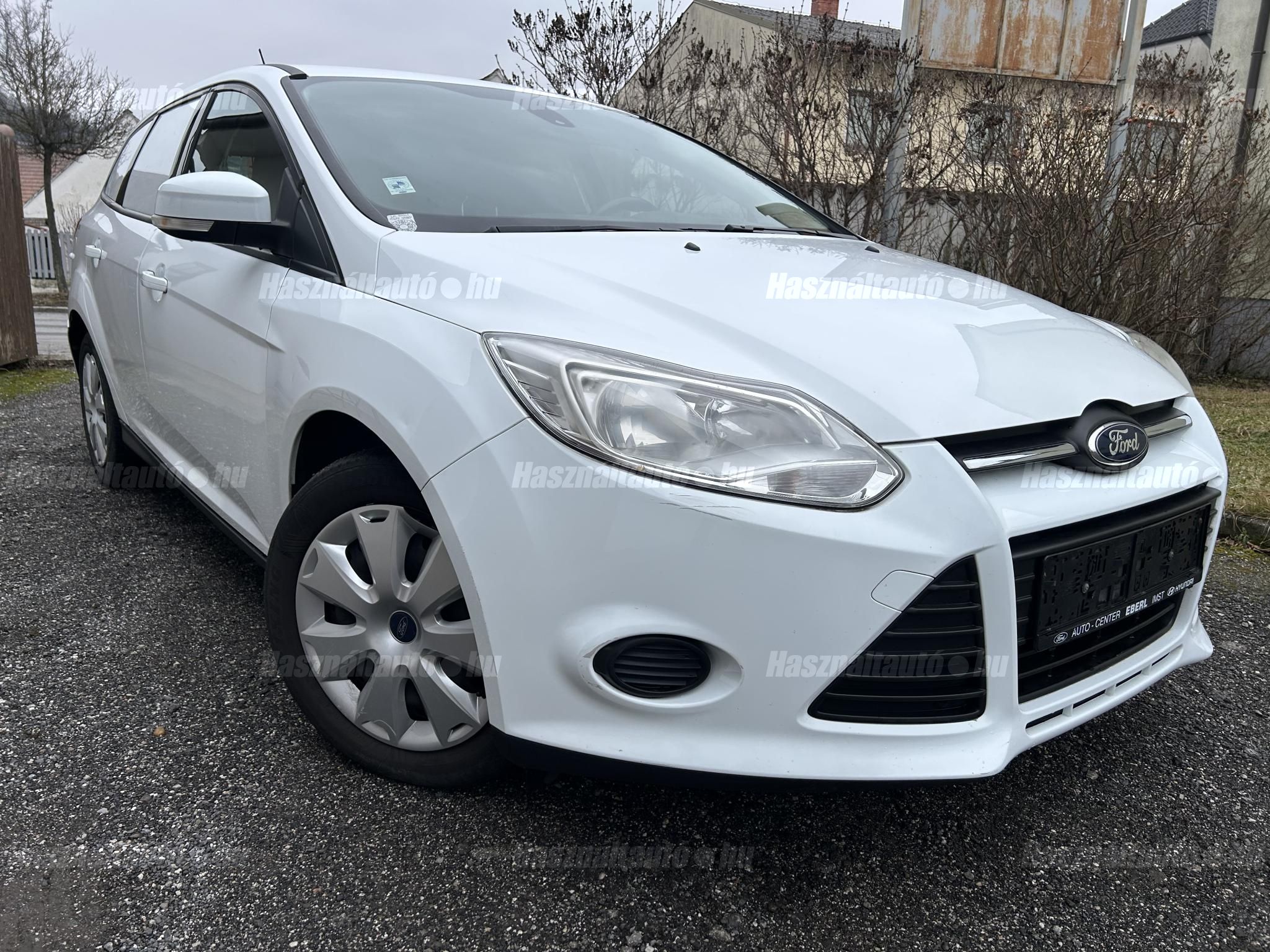 FORD FOCUS 2014/8 - 1