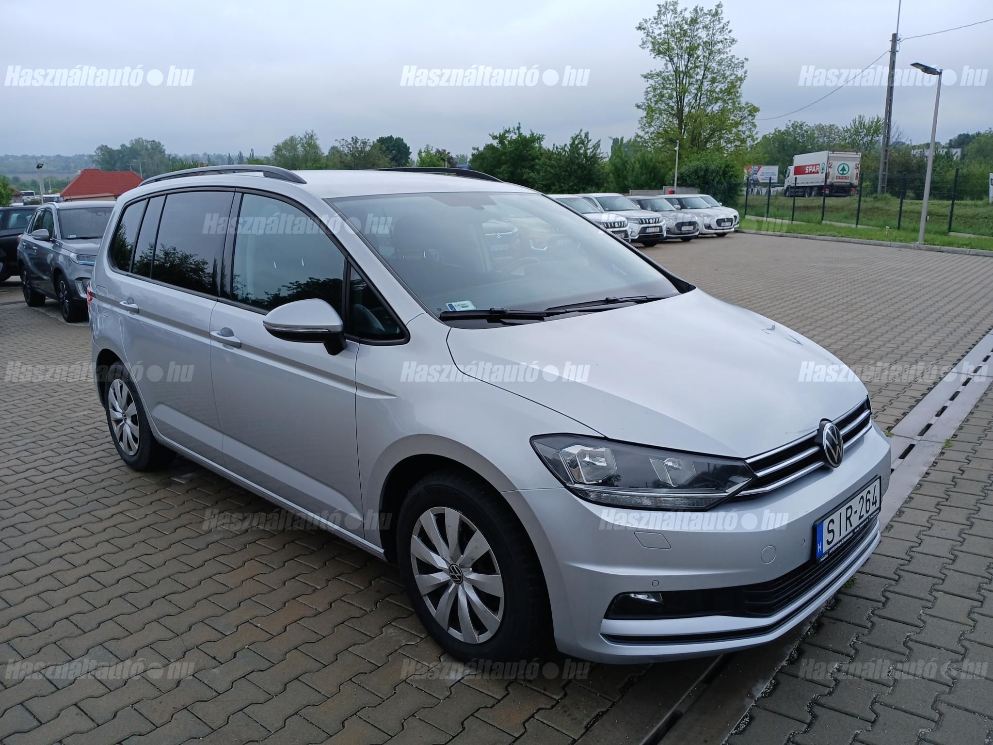 VOLKSWAGEN TOURAN 2020/12 - 1