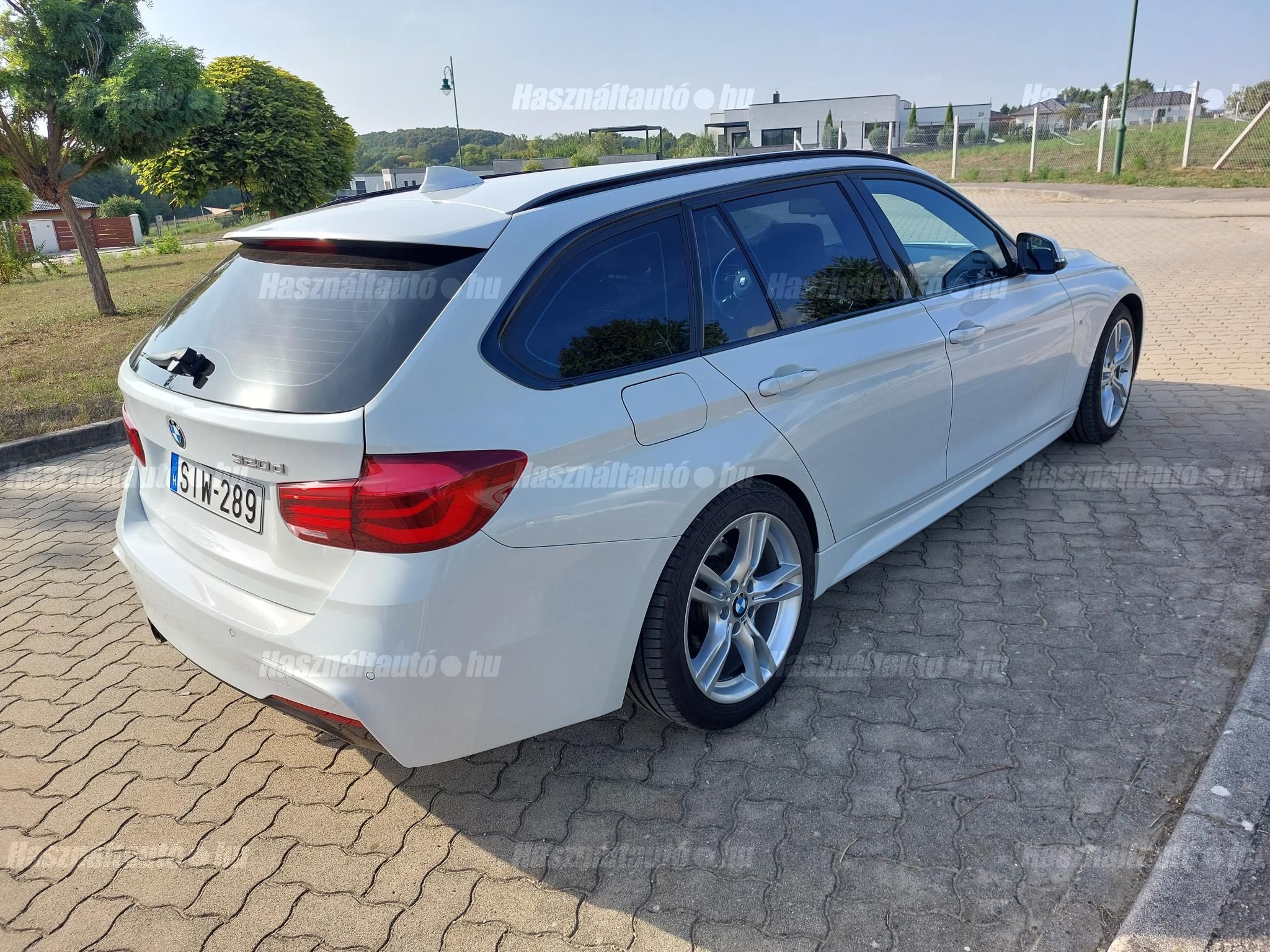 BMW 320 2019/3 - 1