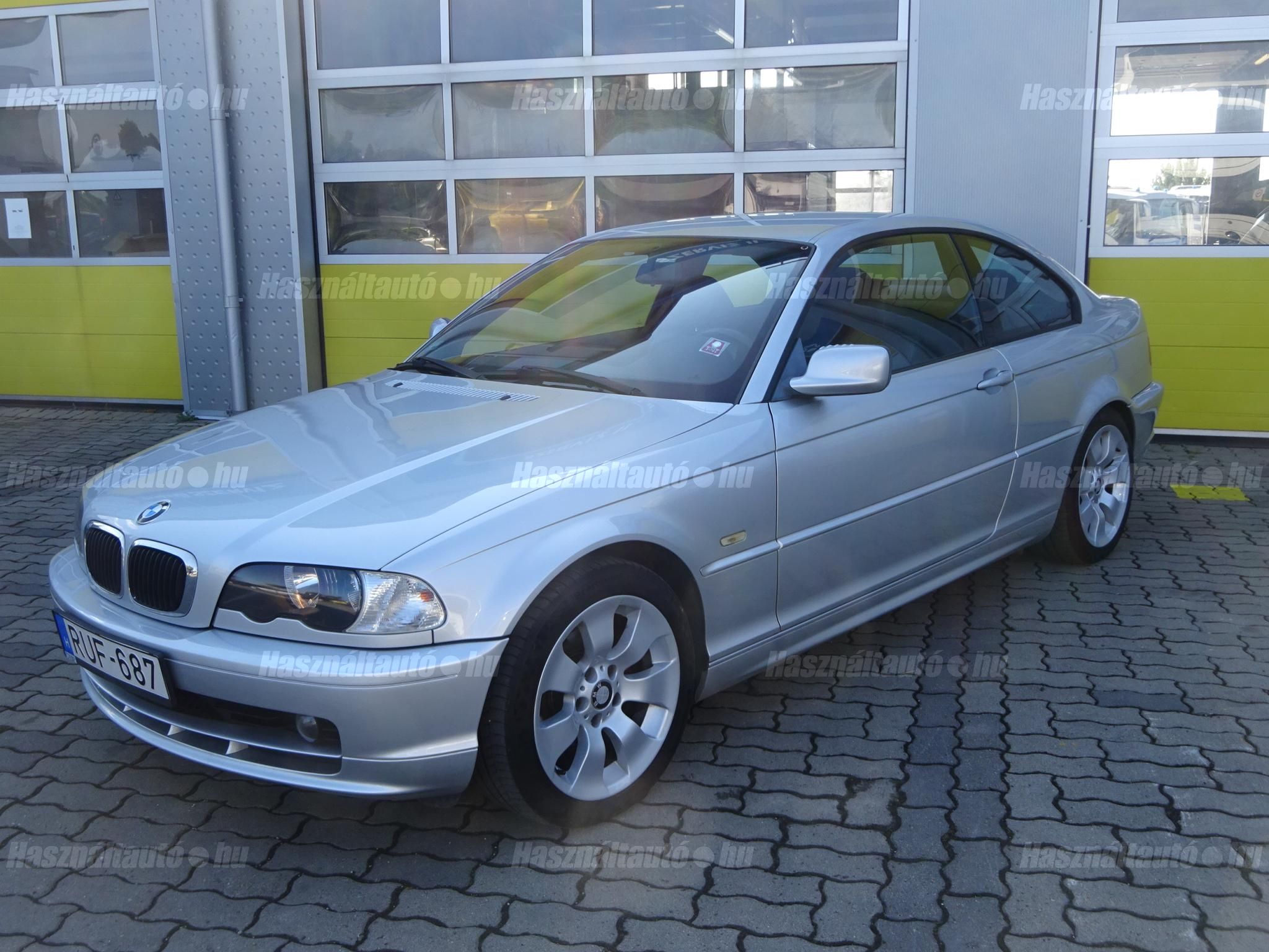 BMW 318 2001/9 - 1