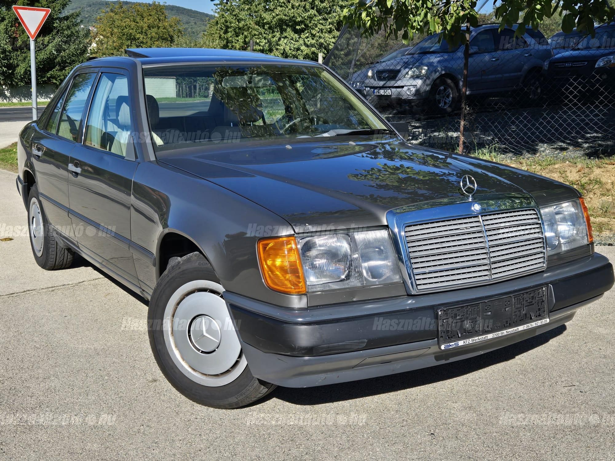 MERCEDES-BENZ 300 1986/5 - 1